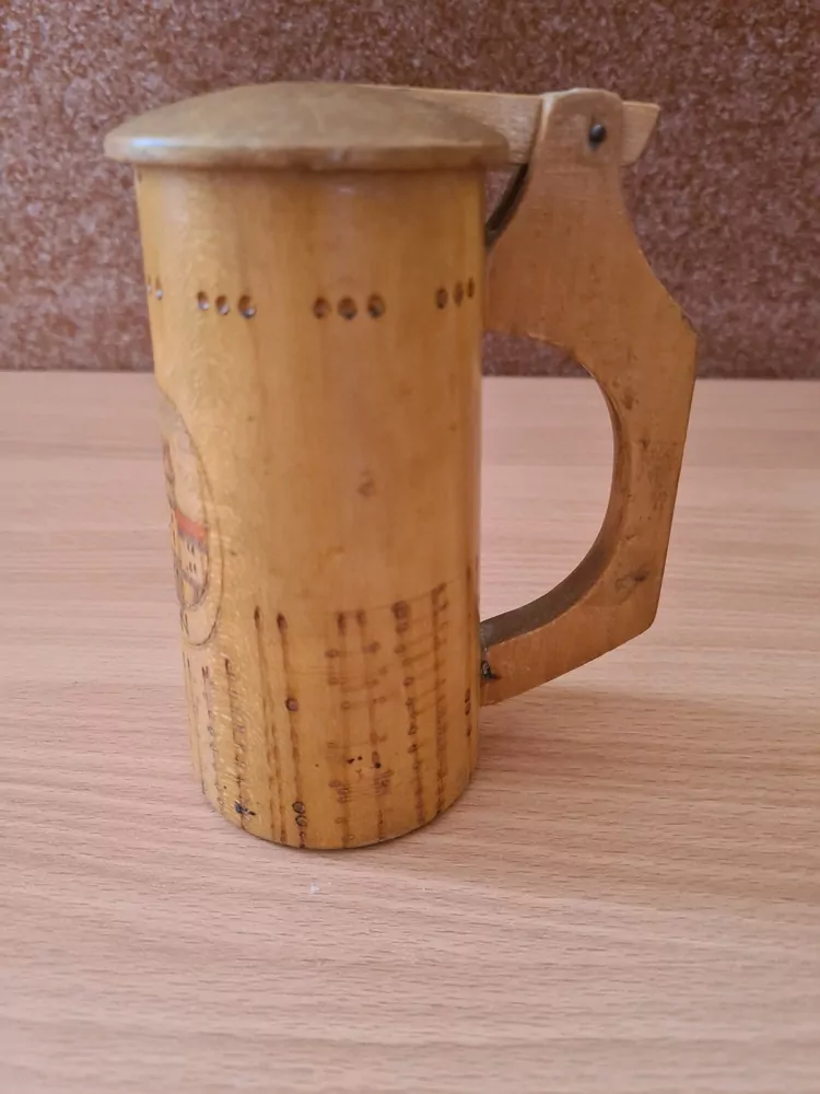 Pivní korbel, vypalovaný motiv Plzeň 