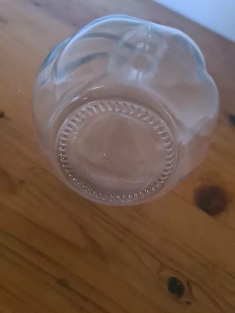 Čirá váza, výška 17cm 