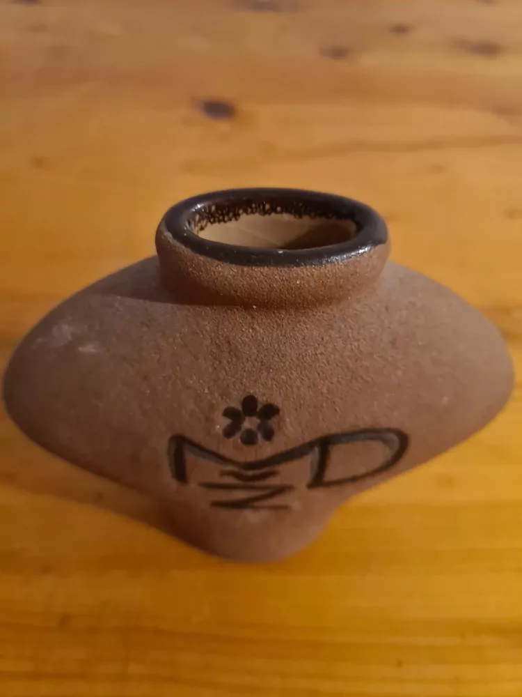 Keramika, váza MDŽ, výška 13cm 