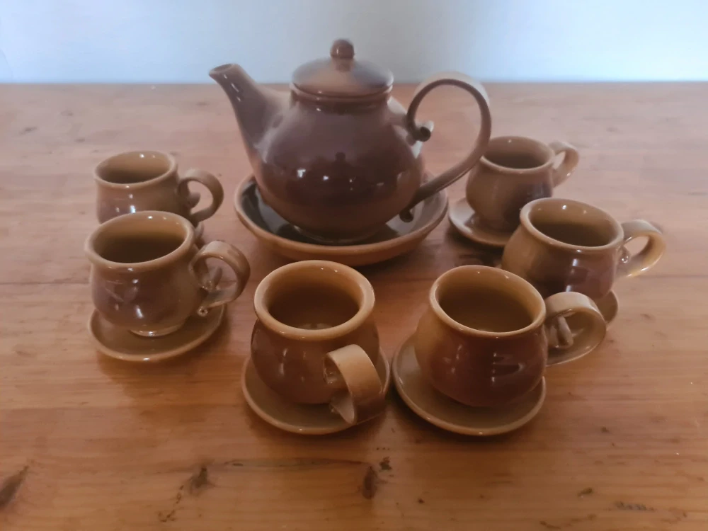 Keramika, sada konvička, podtalíř, 6+6