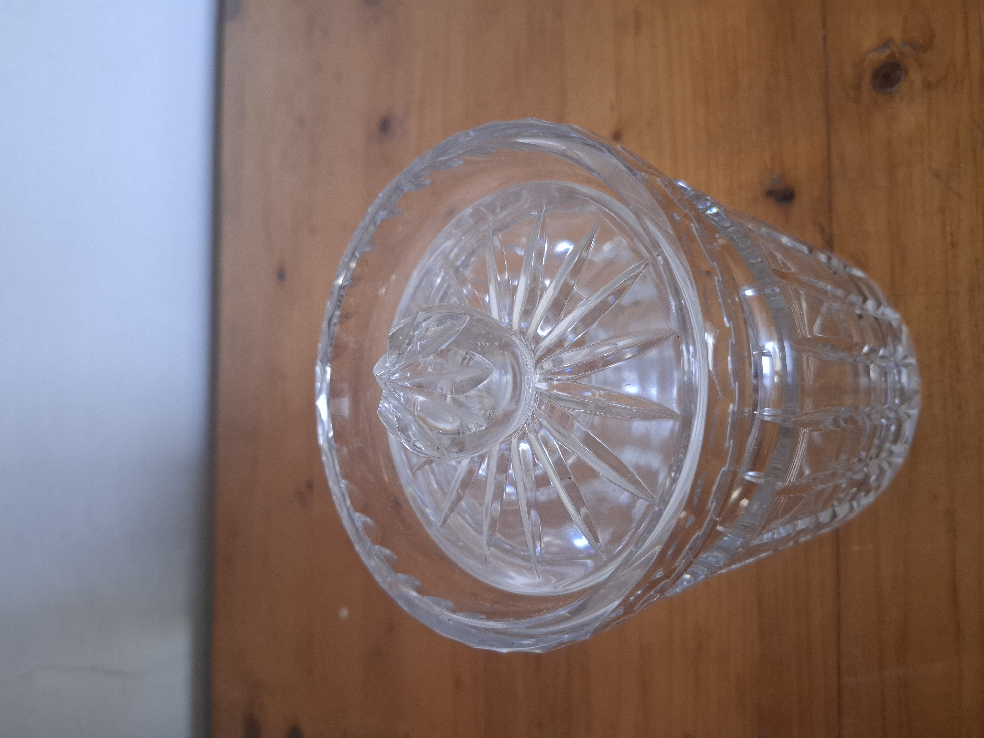 Skleněná dóza s víčkem, výška 19cm 