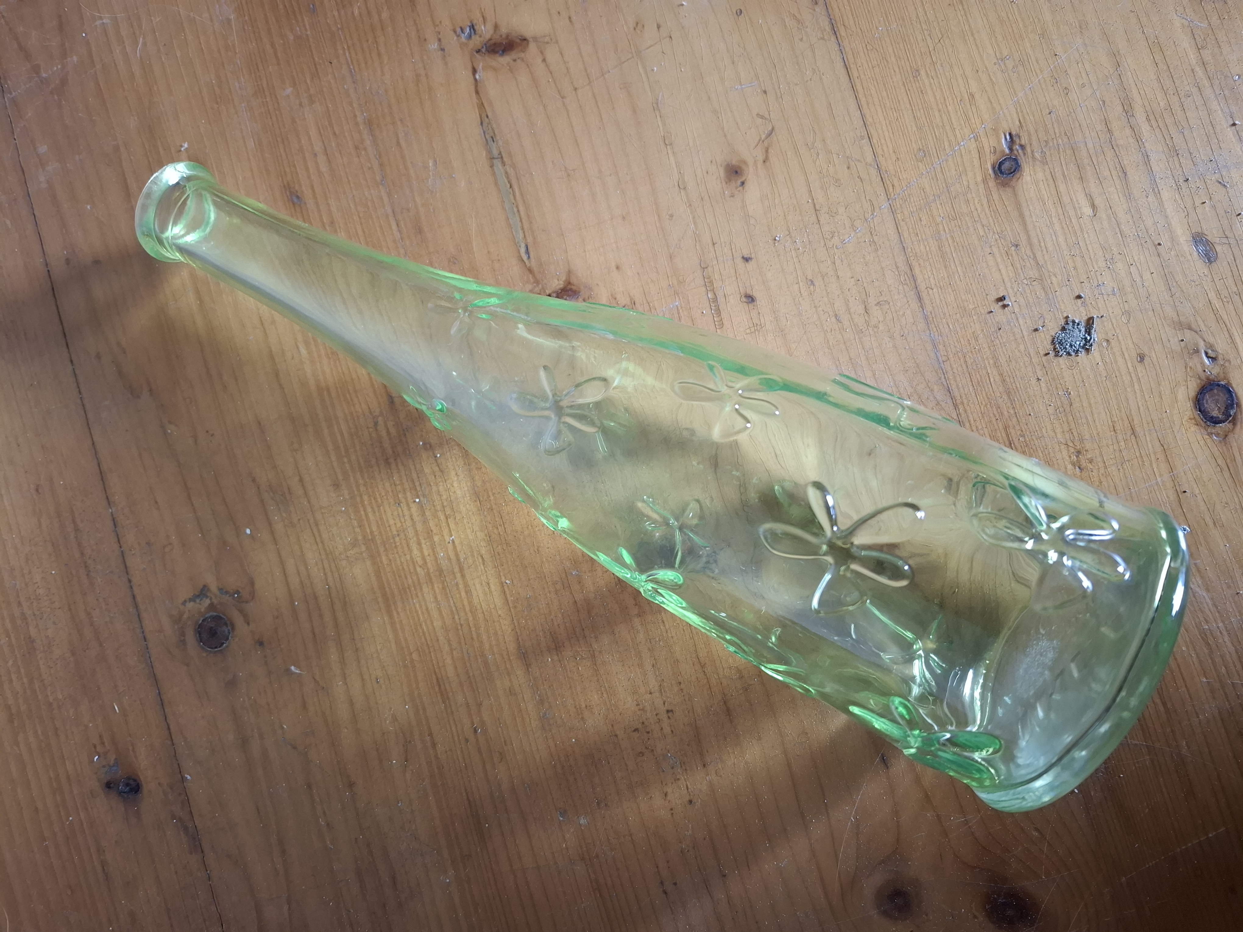 Zelená váza, láhev, IKEA 