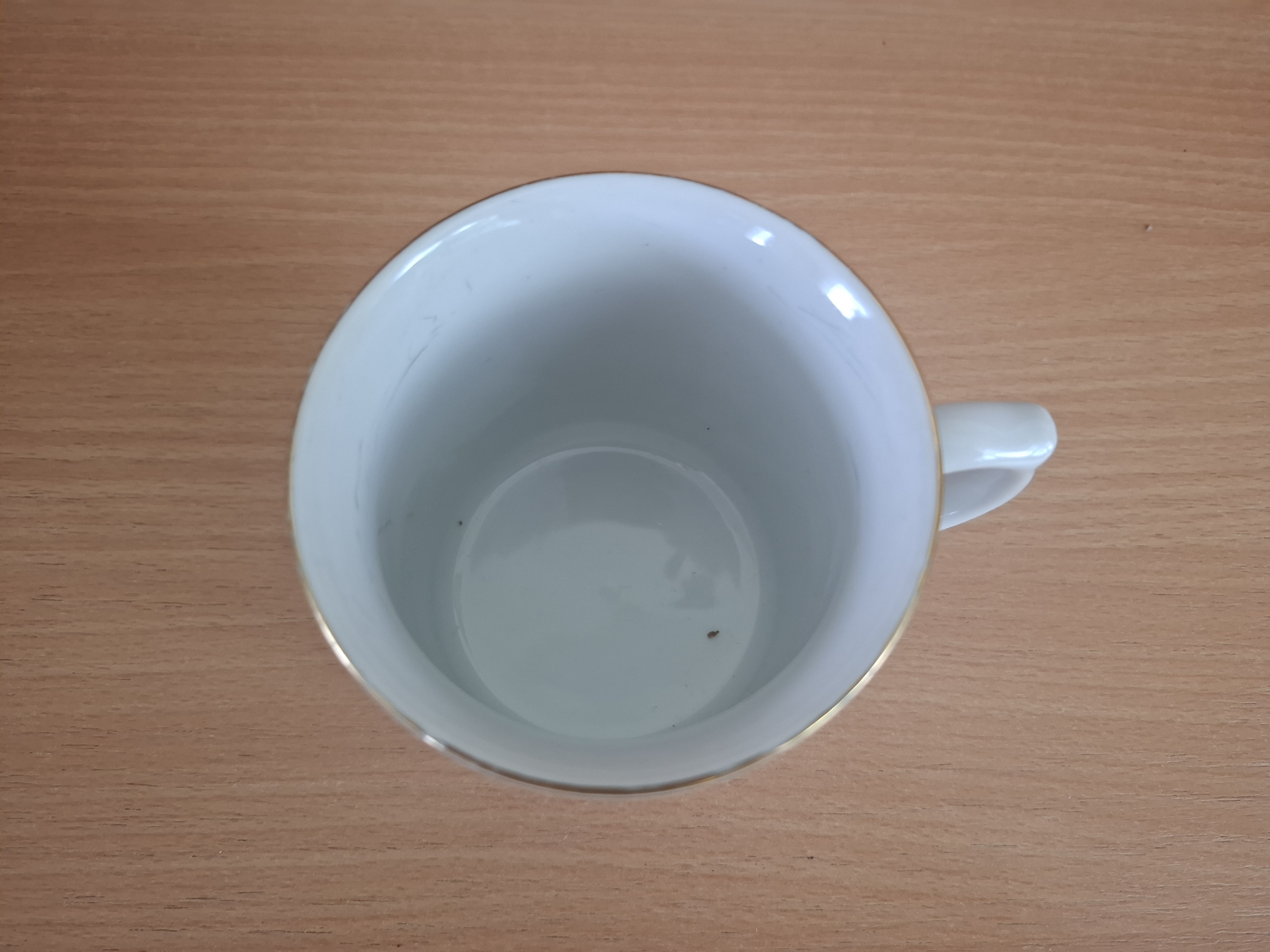 Retro hrnek, hrníček, květy, Loket