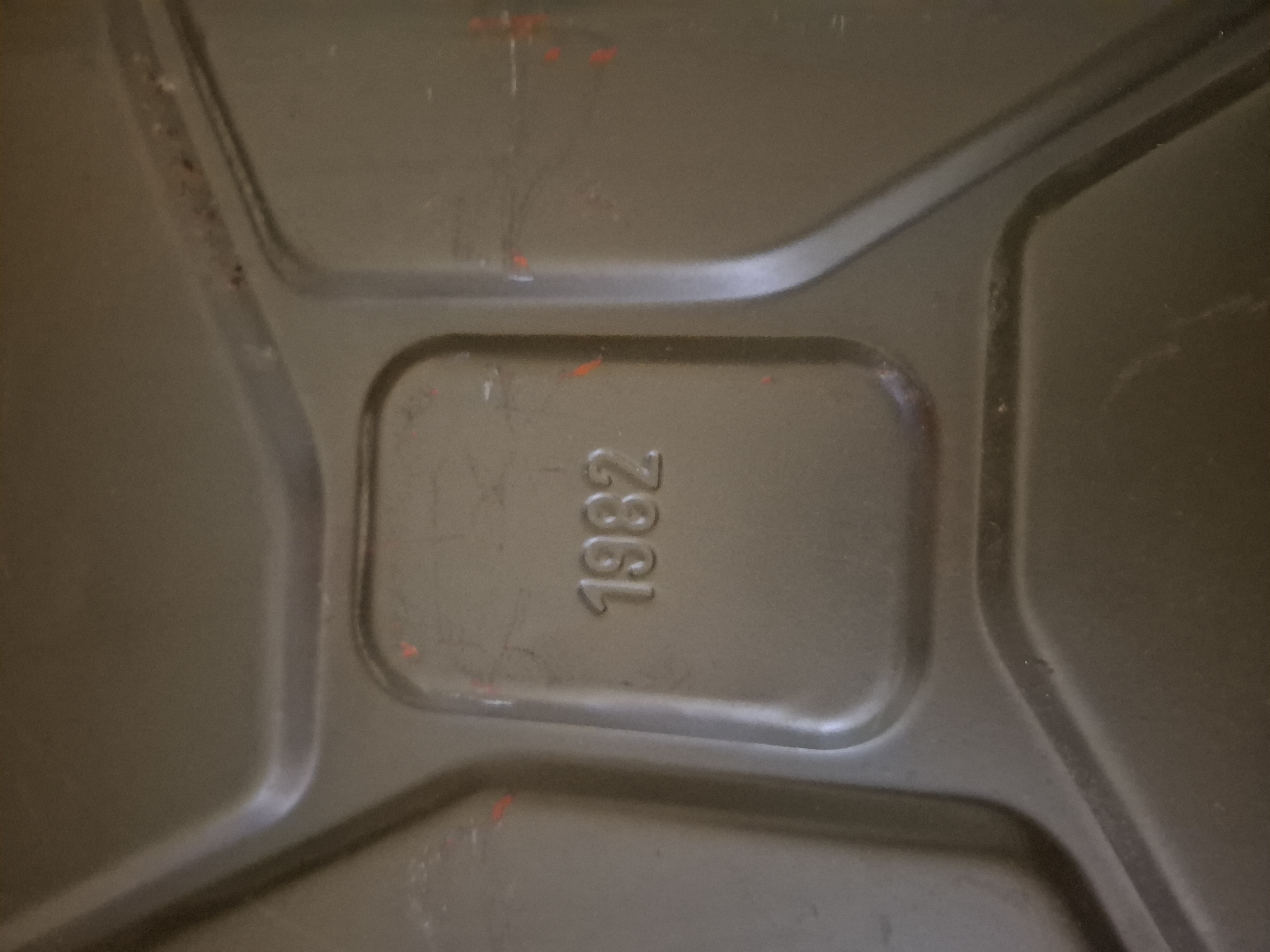 Kovový kanystr, 20l, r.1982