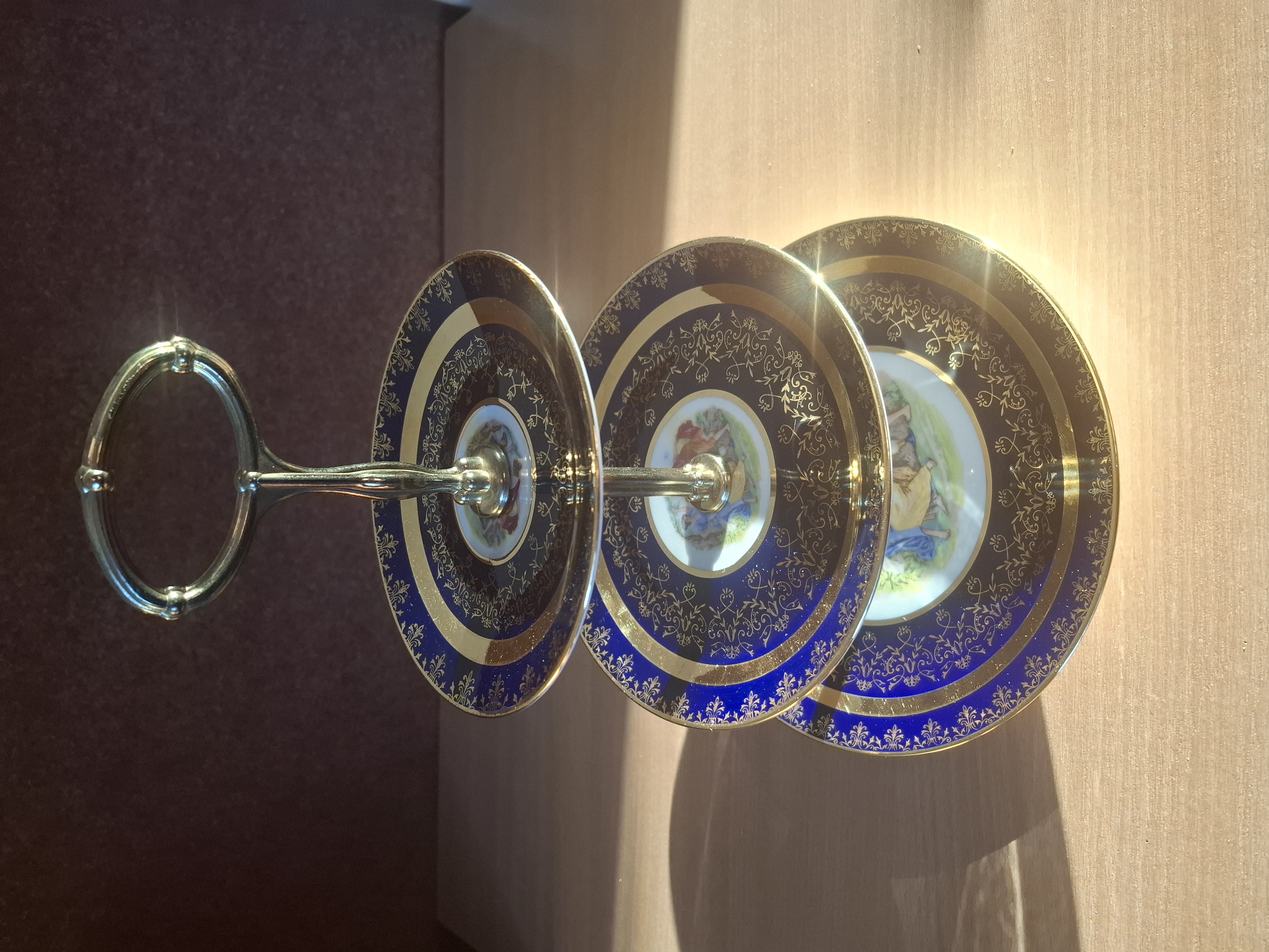 Etažér Tři Grácie, cobalt, MZ Czechoslovakia 