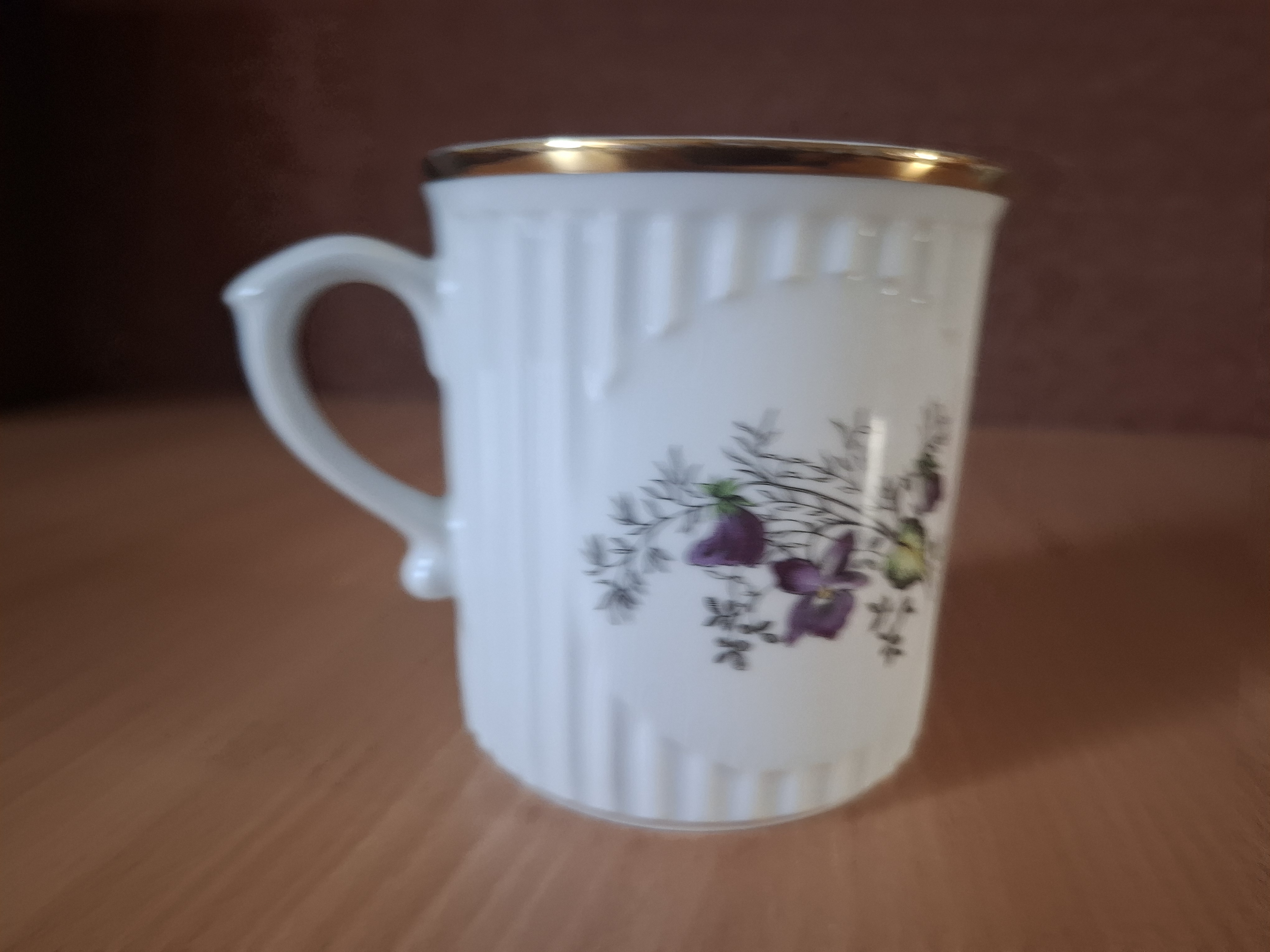 Hrnek, hrníček, retro, fialky, Dubí Czechoslovakia 