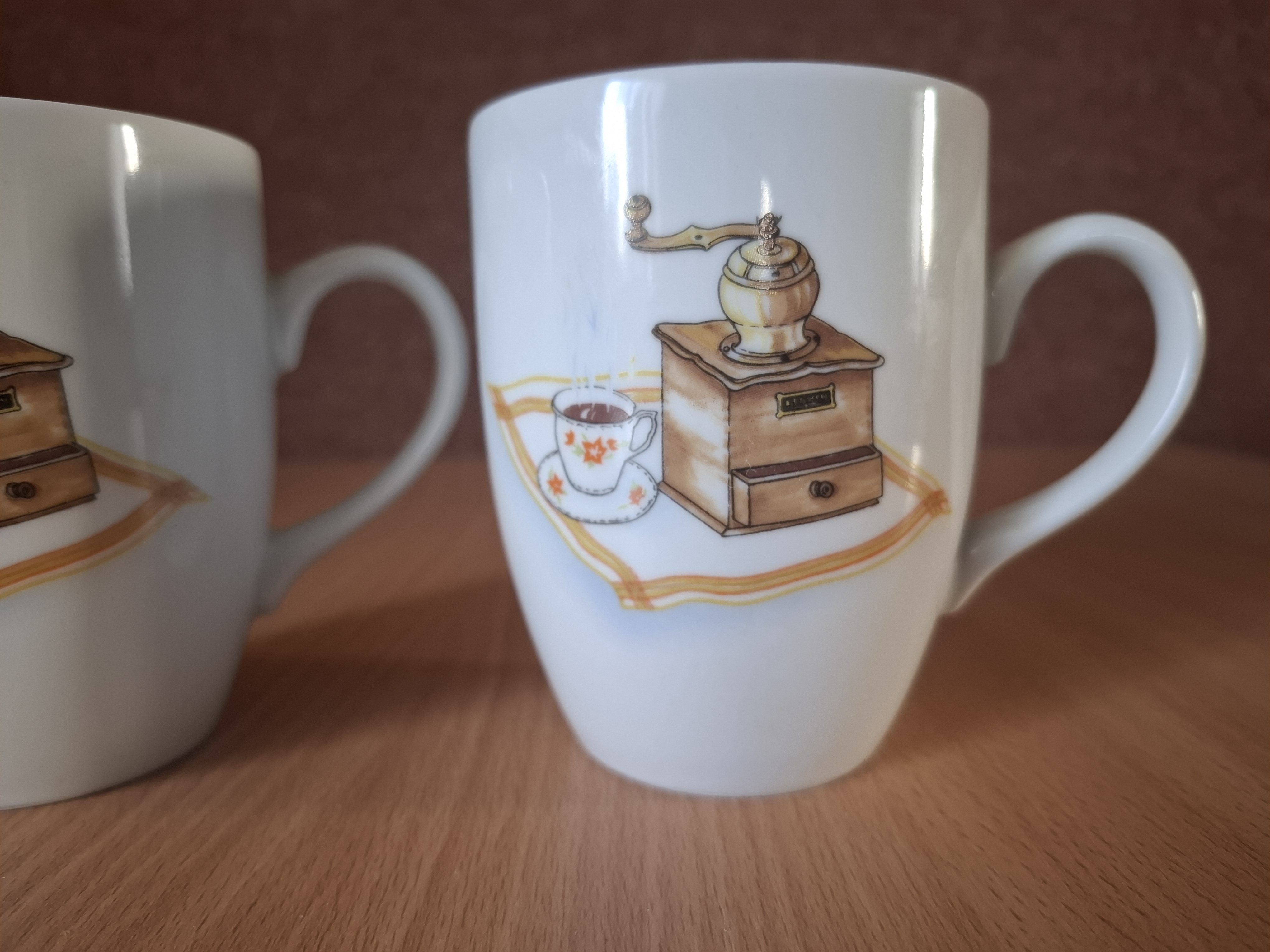 Hrnek, hrníček, 2ks, dekor kafemlýnek, cena za kus, Thun Czech republic 