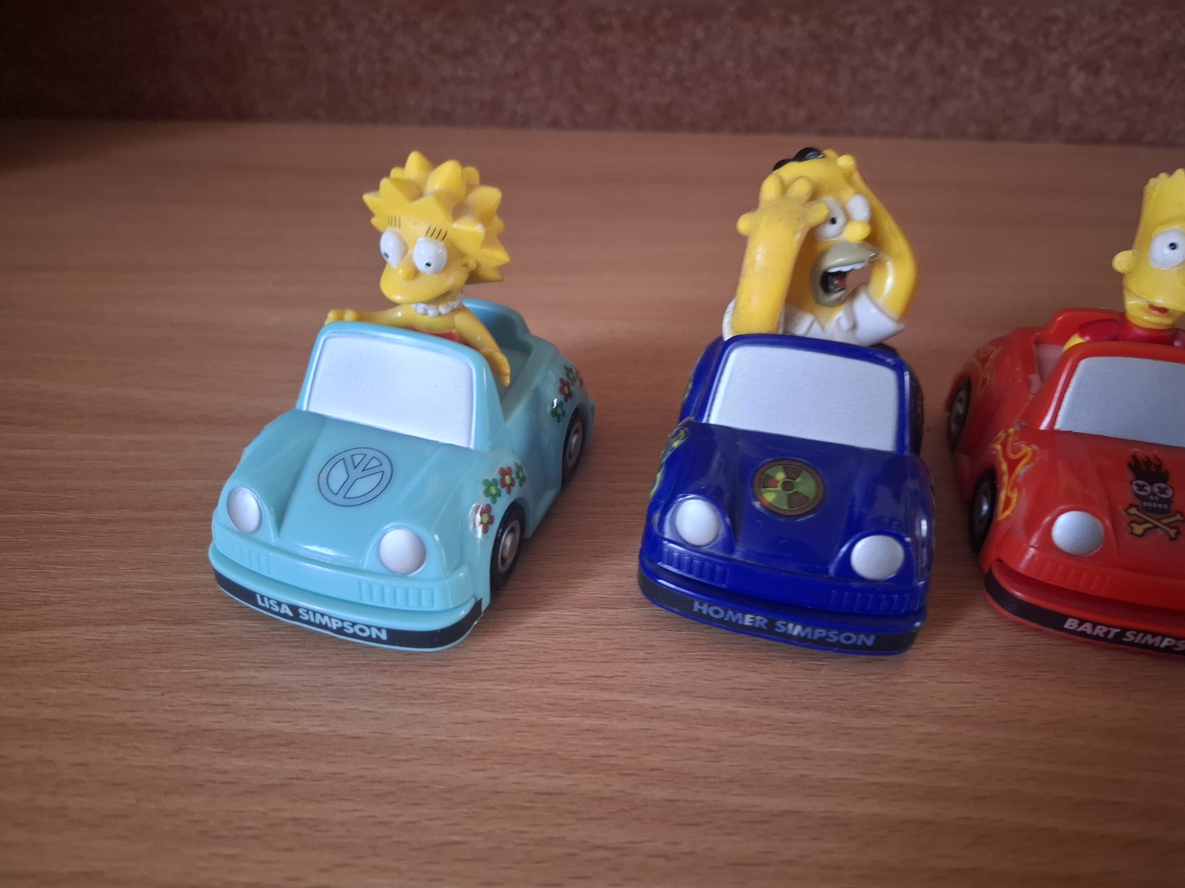 4x auto Simpsons, funkční, cena za vše 