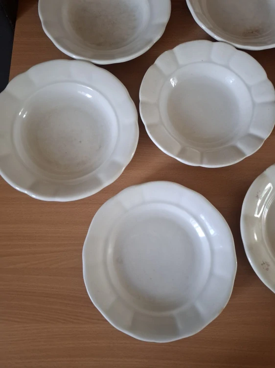 Silnostěnné talíře, mix 7ks, cena za vše 