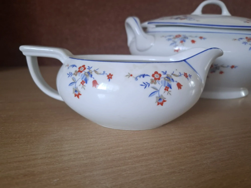 Vintage krásná terina, polévková mísa a omáčník, Božíčany, Czechoslovakia
