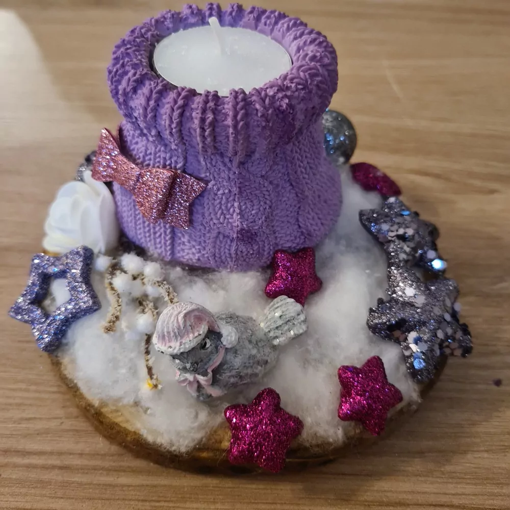 Dekorace, vánoční svícen ze sádry na jednu čajovou svíčku 