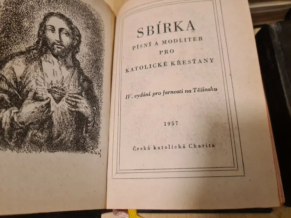 Náboženství, modlitební knihy, staré knihy, 5ks, cena za vše 