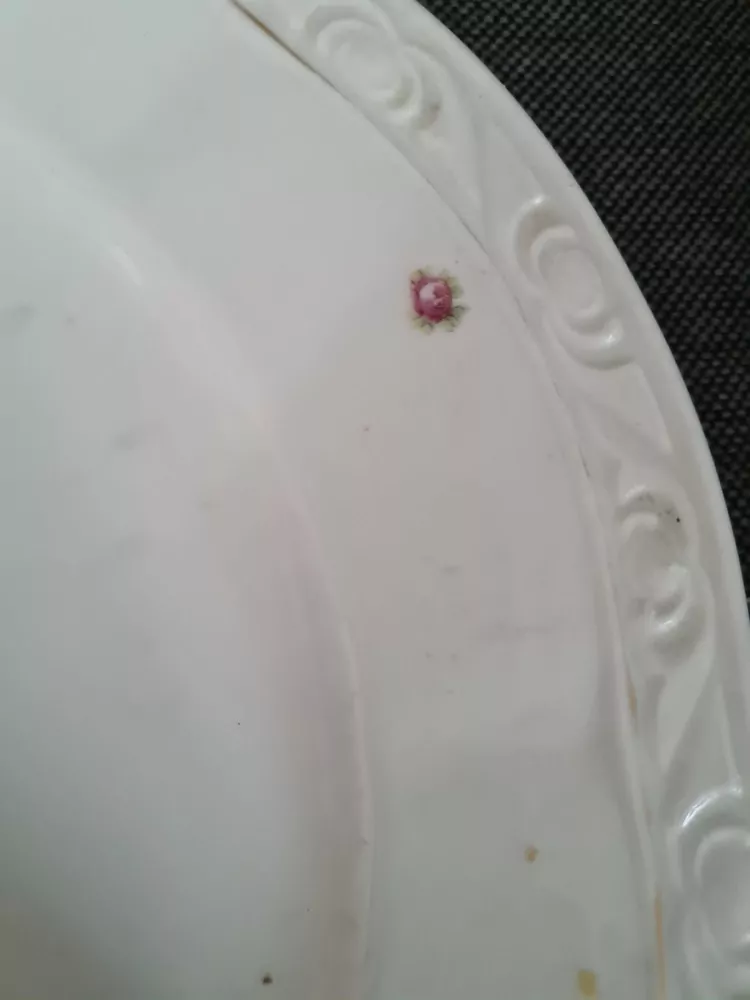 Velký servírovací talíř s růžičkami, Dubí Czechoslovakia, 20tá léta min.stol.