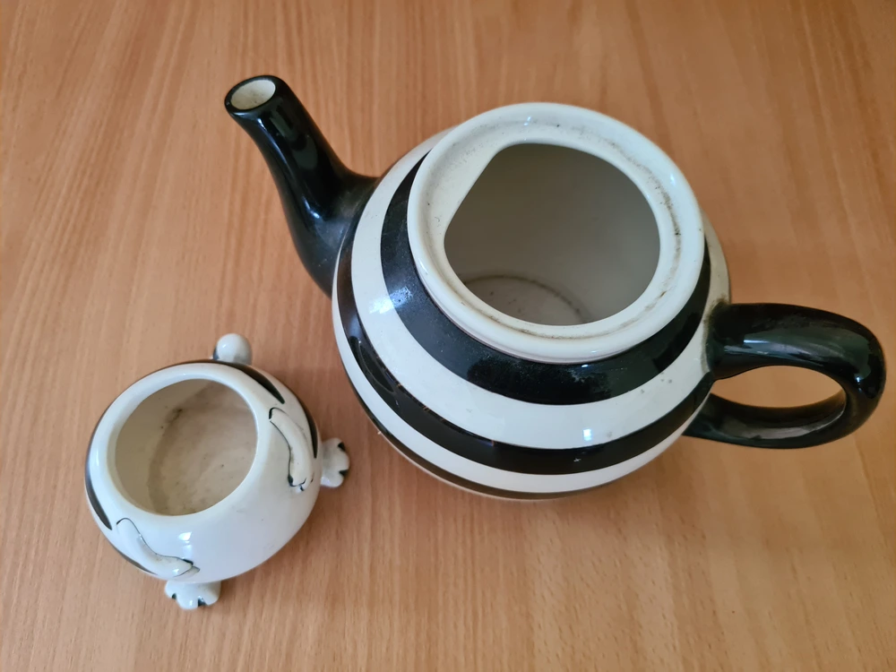 Černobílá keramika, nekompletní 