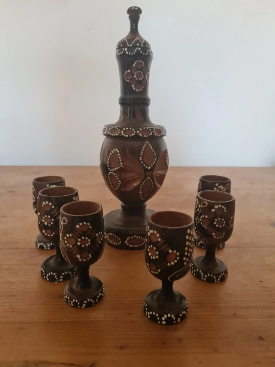 Retro vyřezávaná dřevěná sada 6+1