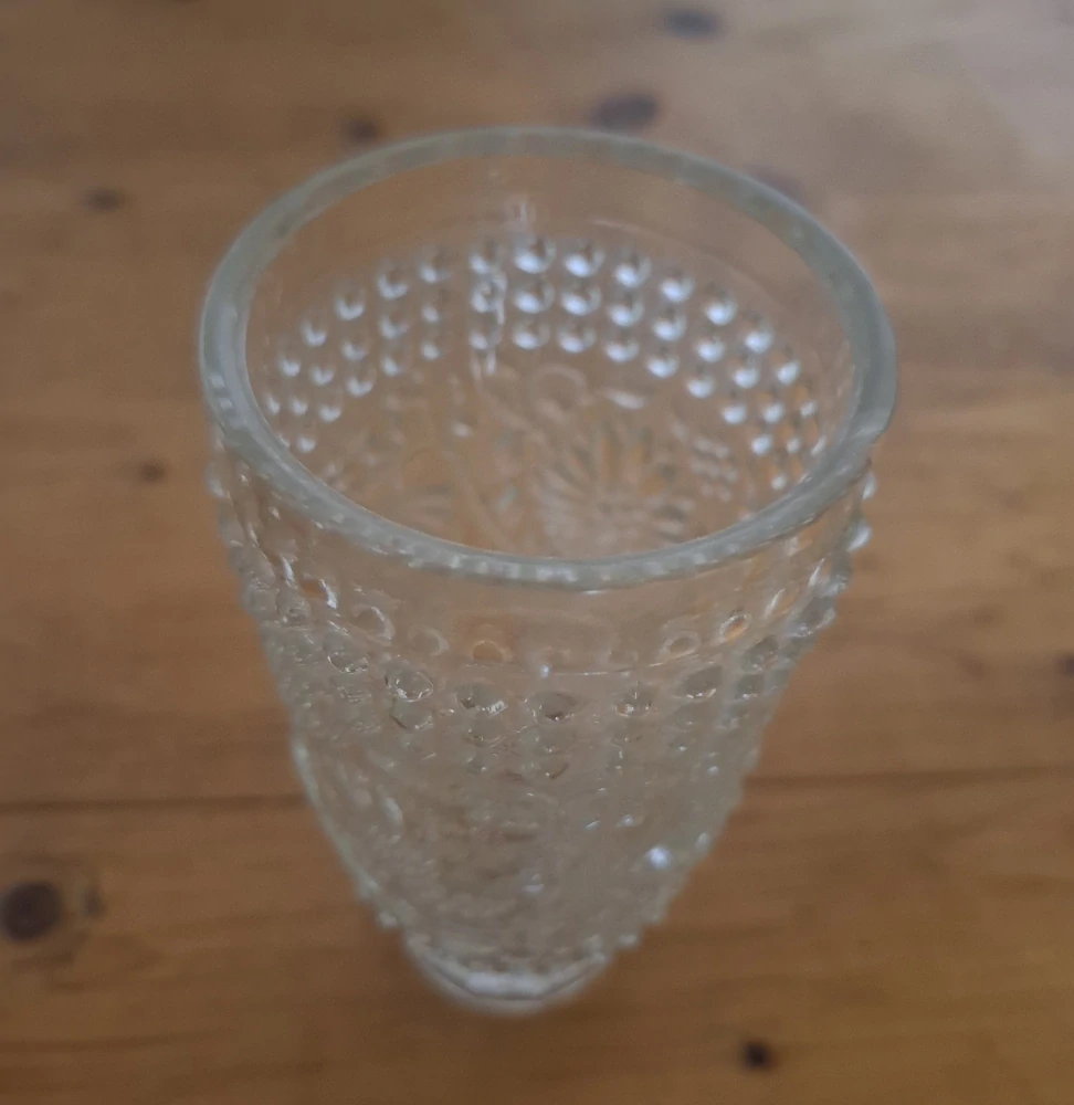 Váza P. Pánek, dekor cibulák, výška 16cm