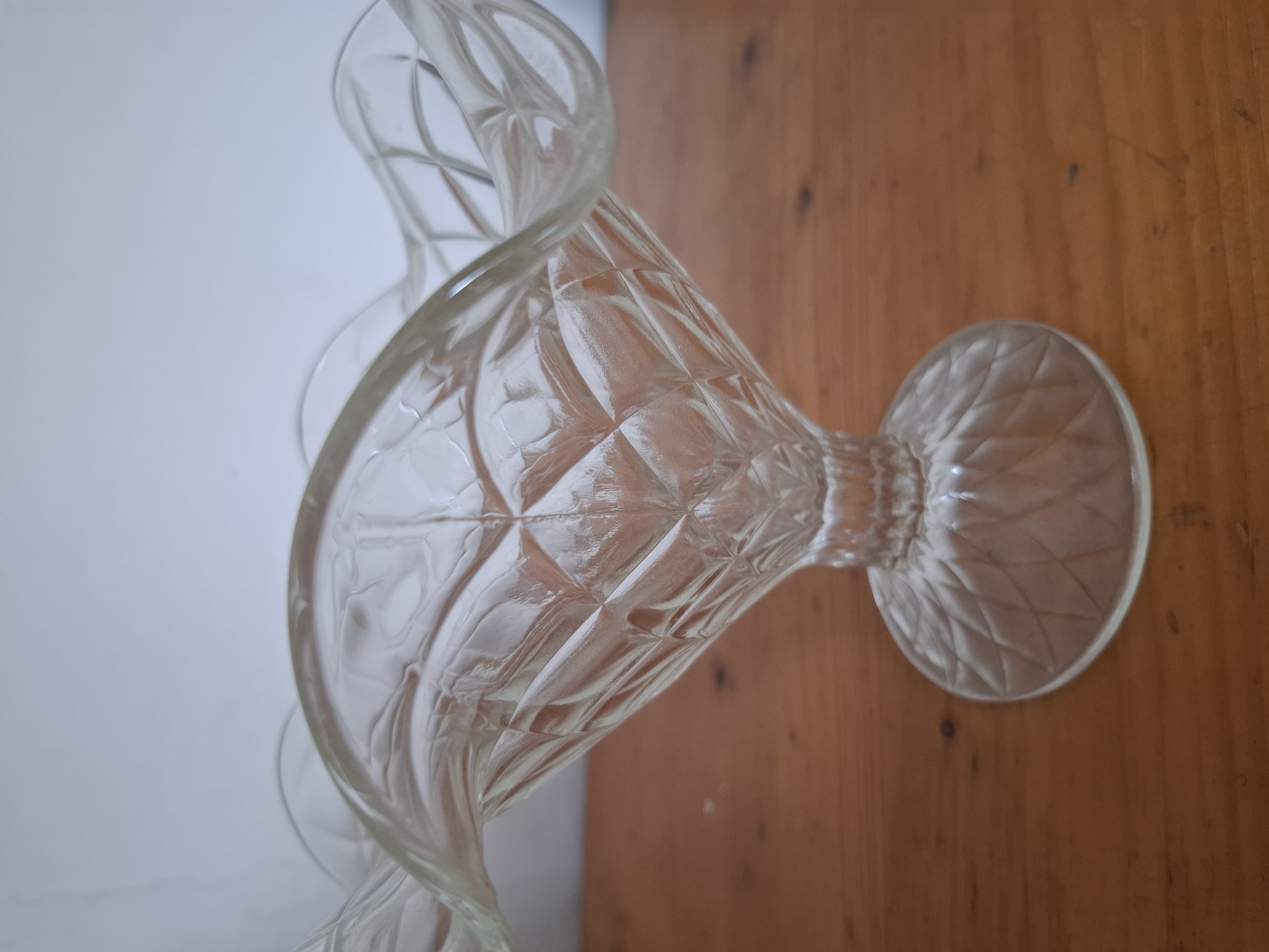 Krásná velká mísa na ovoce, výška 18cm, průměr 20cm 