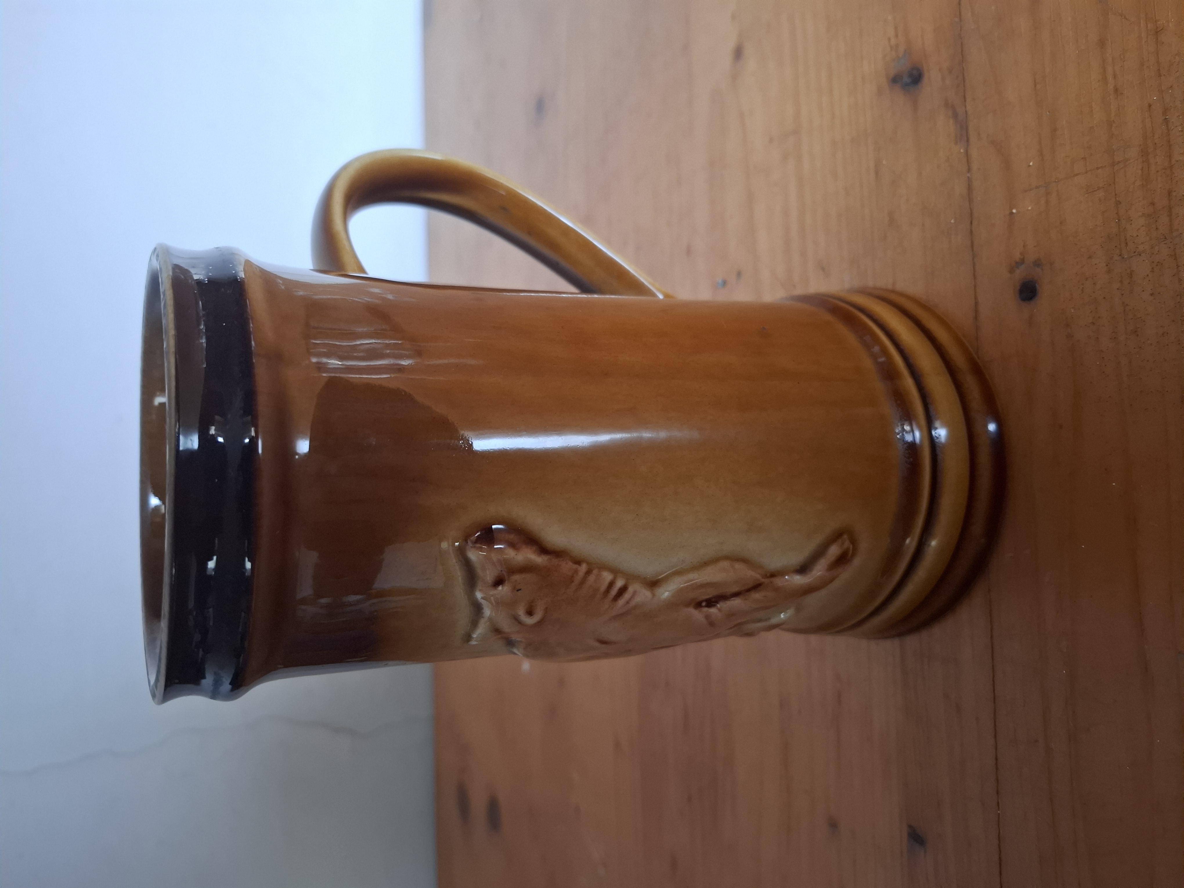 Korbel, pivní, dekor myslivost, medvěd, Ditmar Urbach 