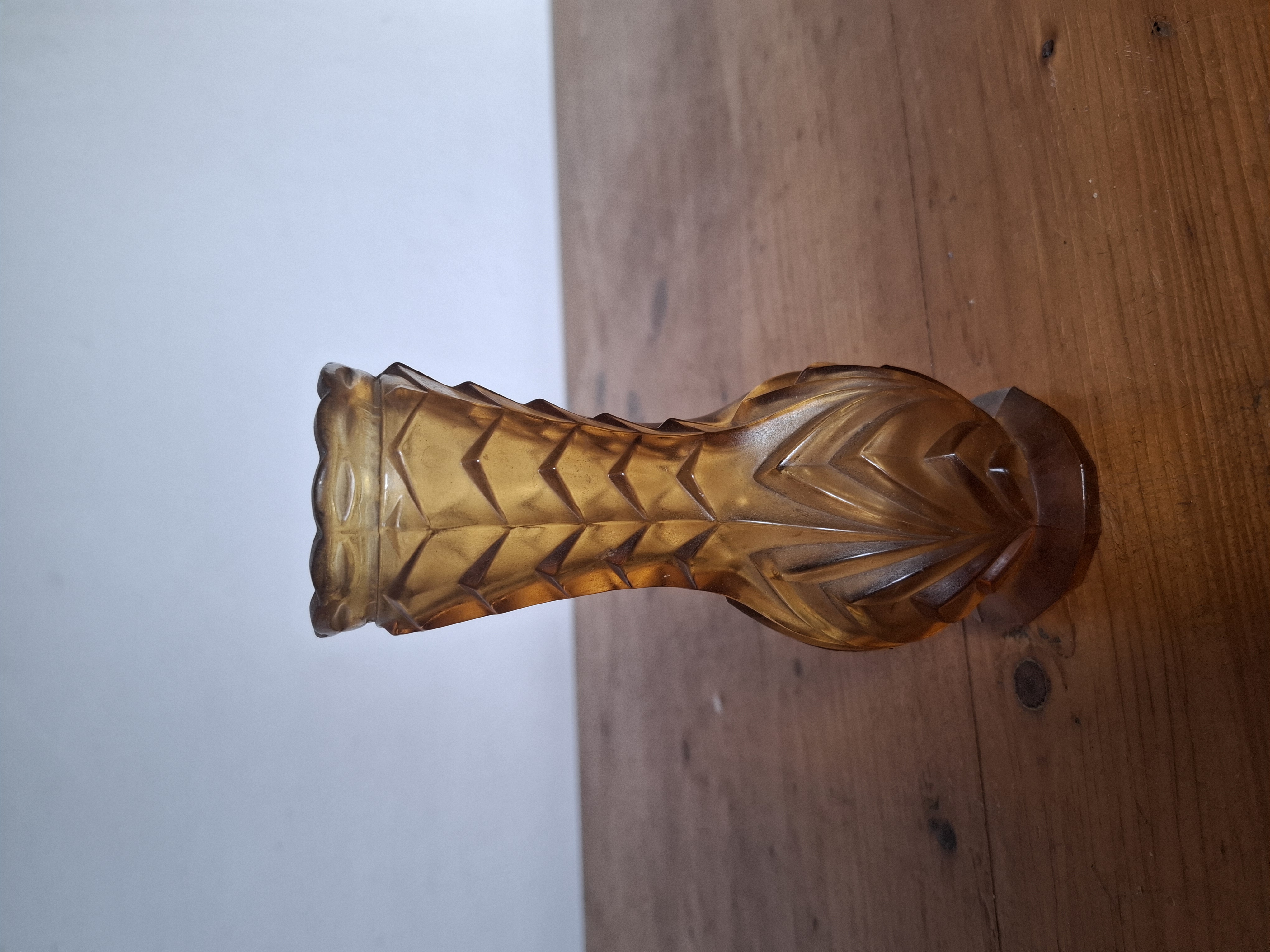 Váza, vázička, Art deco, výška 16,5cm