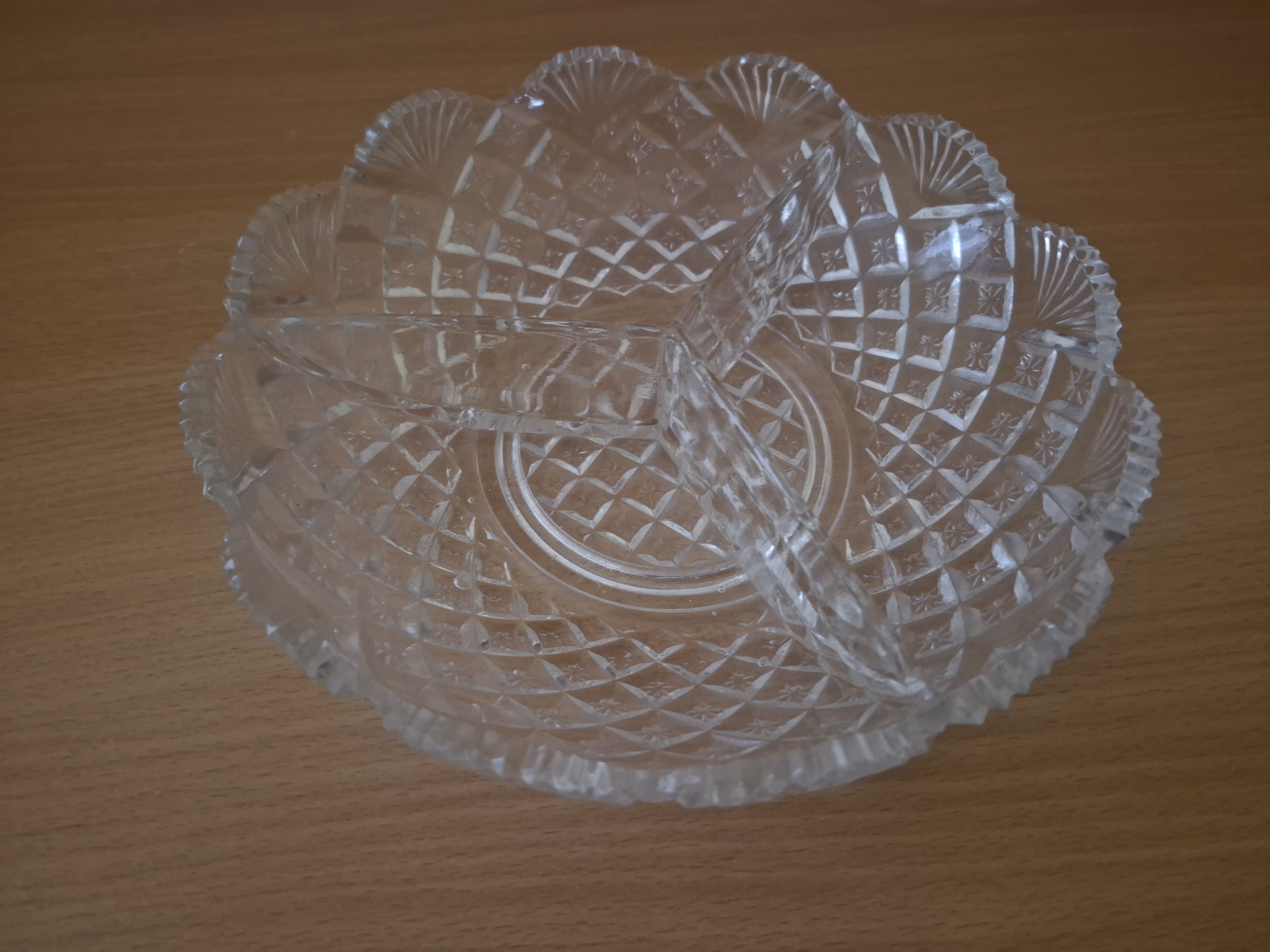 Dělená miska, lisované sklo, průměr 20cm