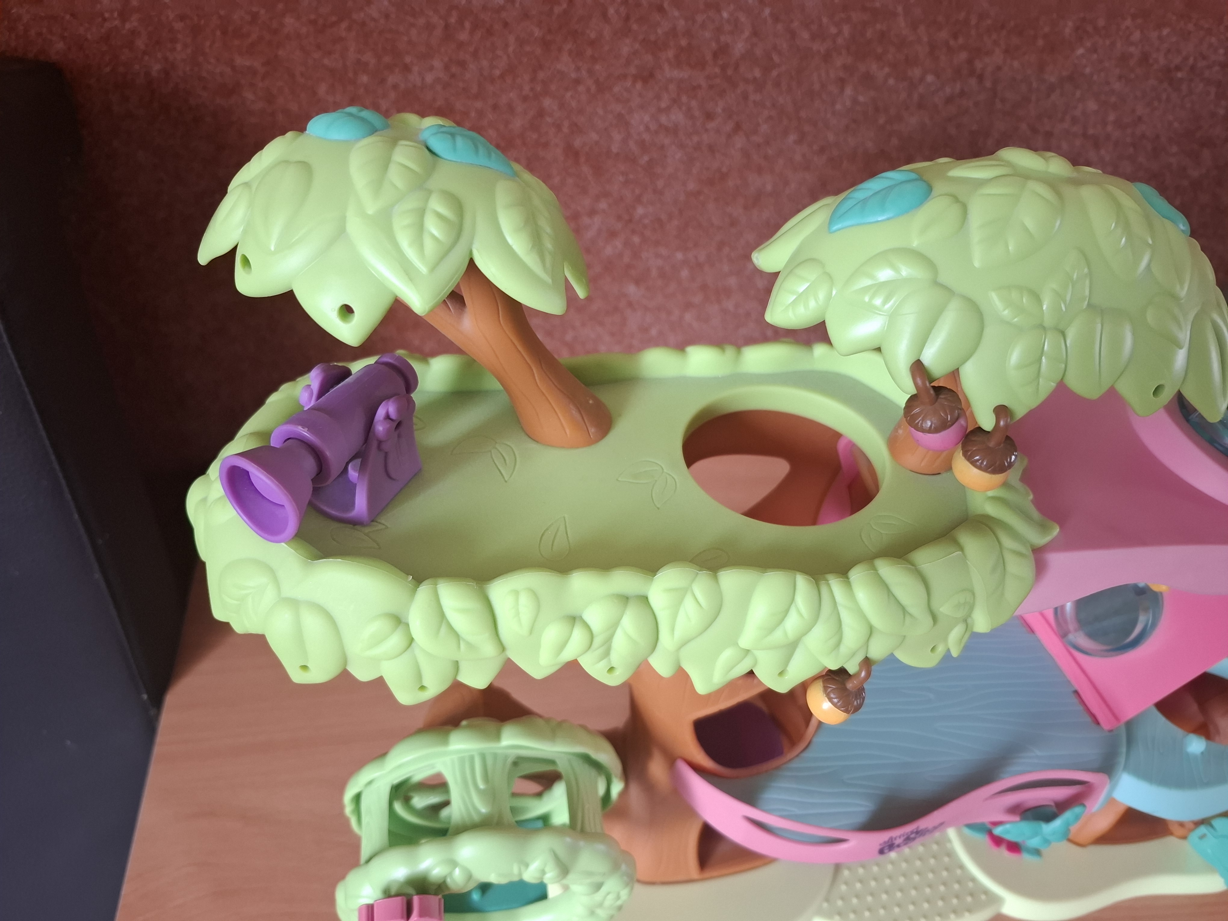 Littlest petshop, stromový domeček, stav viz foto 