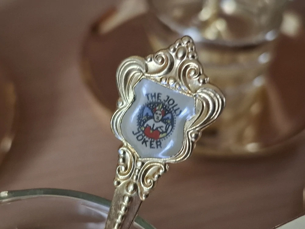 Retro sklenice Simax v kovovém stojánku s podšálkem a lžičkou, cena za vše 