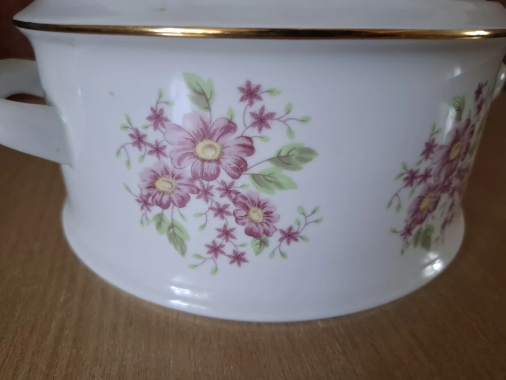 Terina, polévková mísa, kytičky, výška 13cm, průměr 21,5cm
