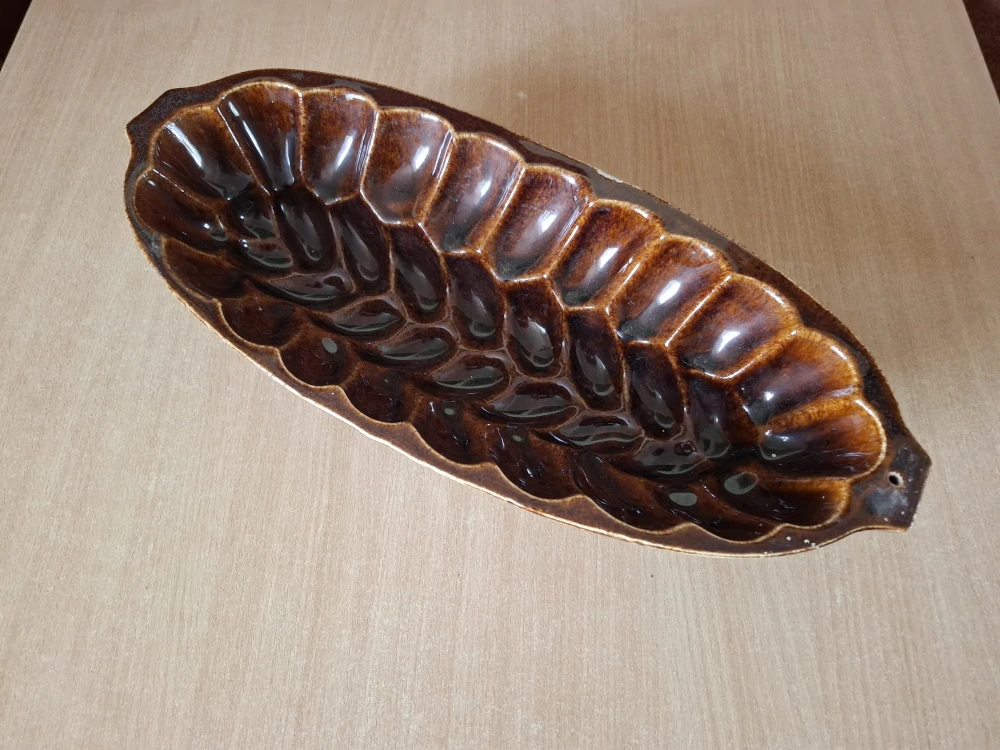 Stará pečící forma na vánočku