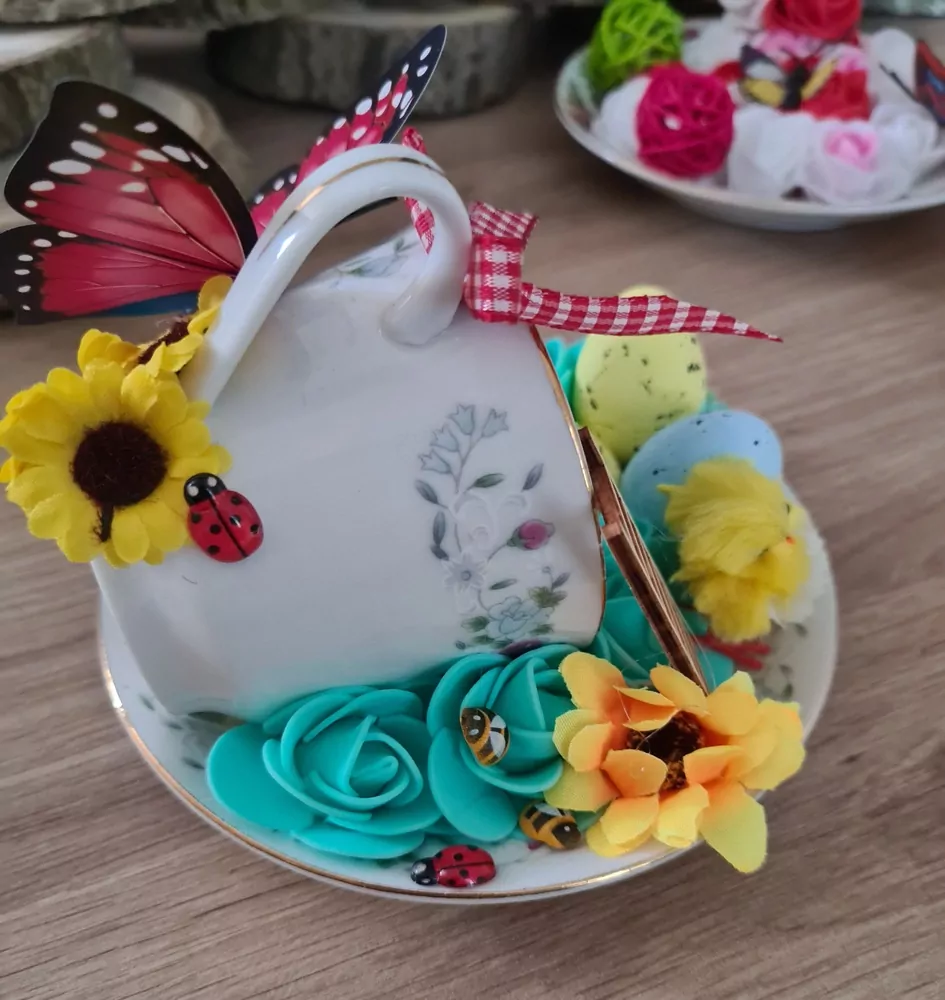 Dekorace, jaro, Velikonoce, porcelánový hrníček 