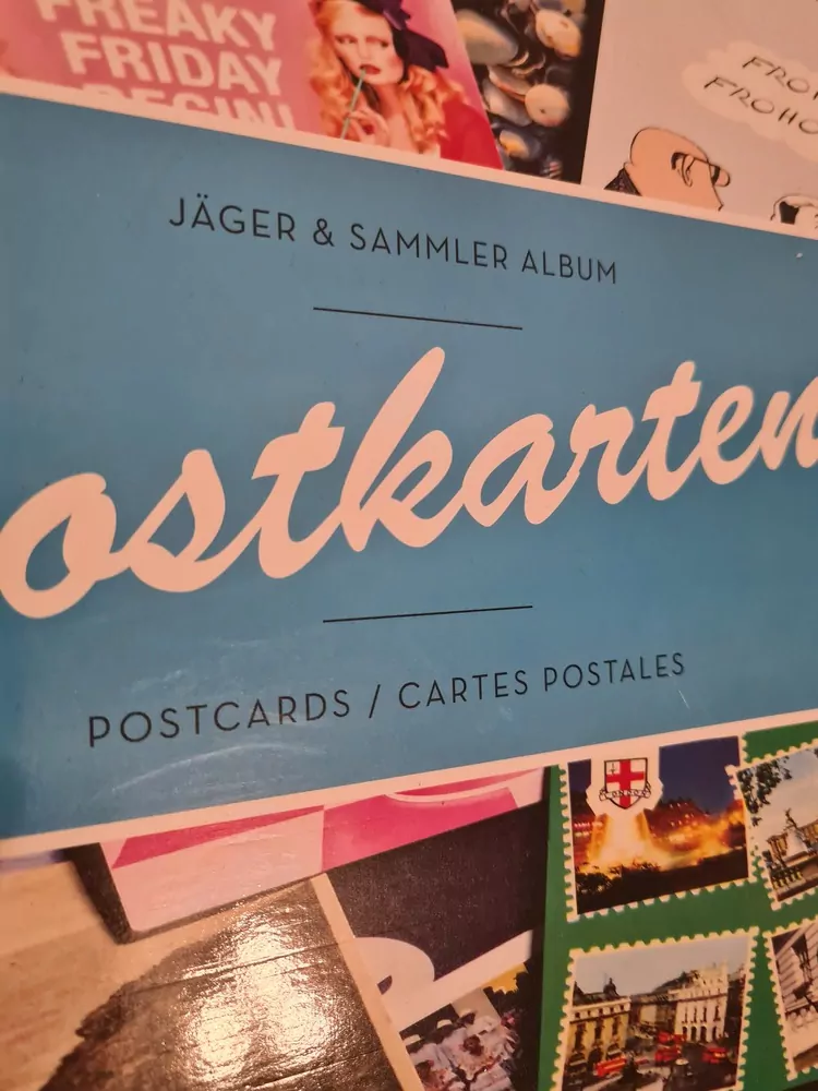 Album na pohlednice, Album POSTCARDS s potiskem, na 600 pohlednic 50 vázanými listy