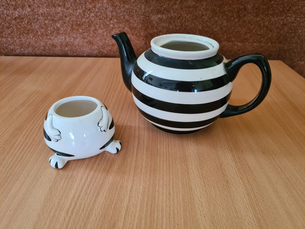 Černobílá keramika, nekompletní 