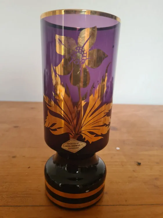 Retro váza, fialové sklo, výška 20cm