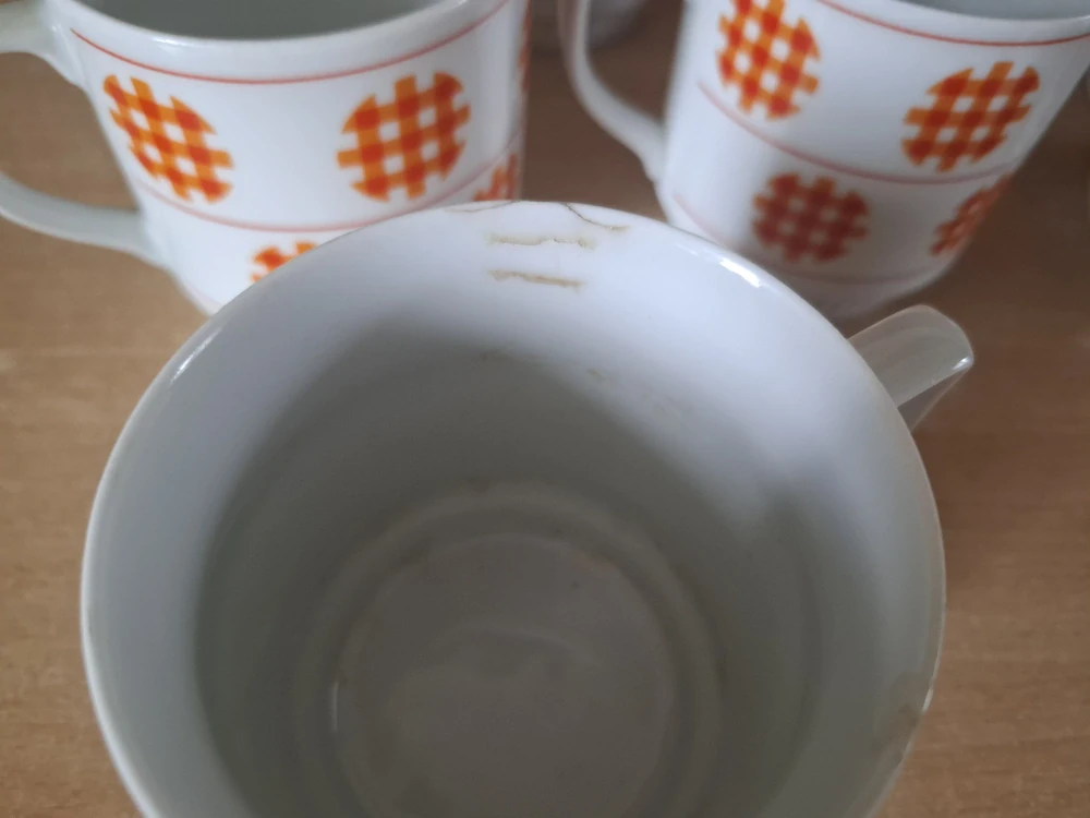 Retro hrnek, hrníček, 7x záplata, Royal Dux Czechoslovakia