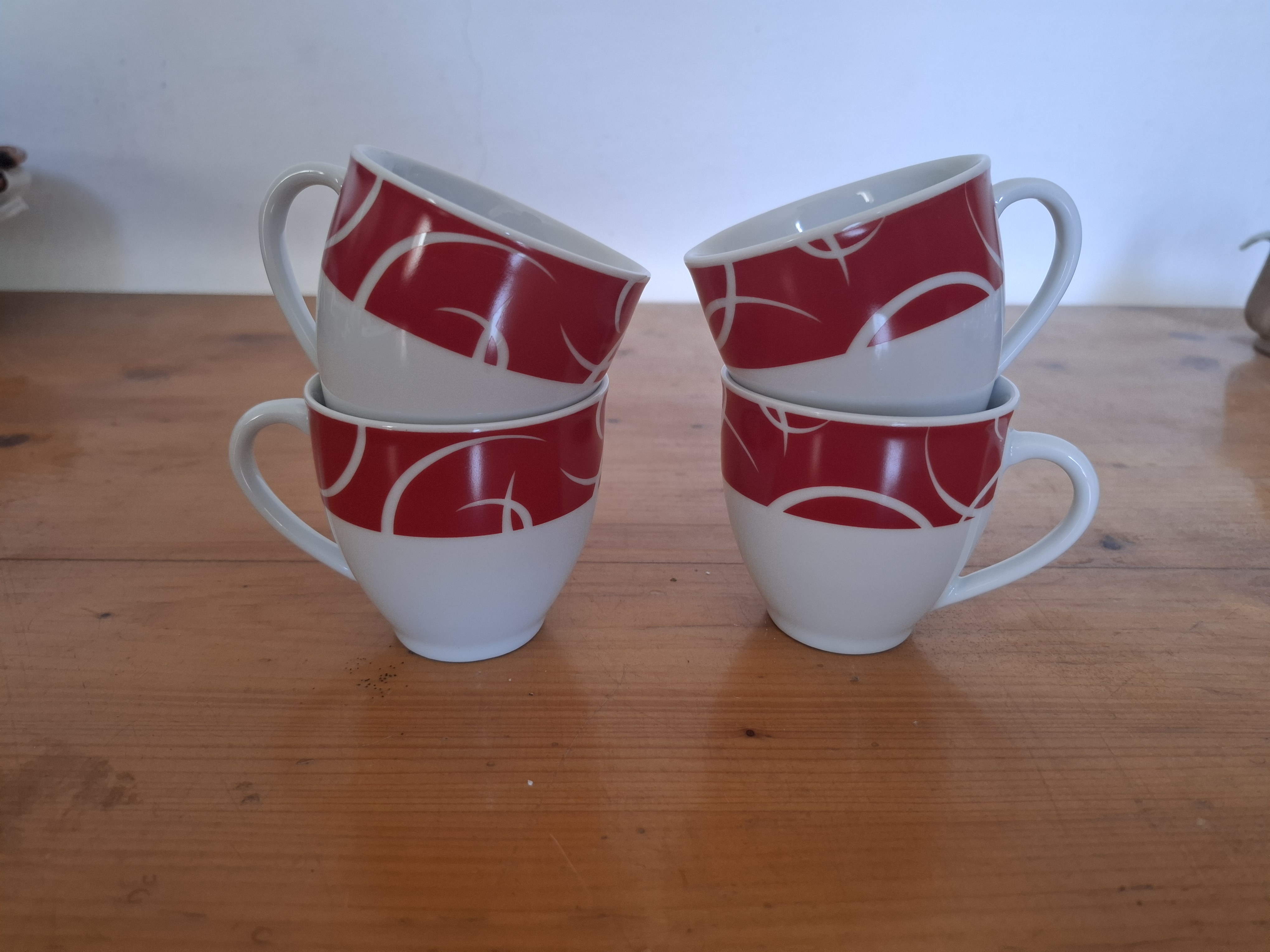 Hrnek, hrníček, 4x, červený motiv, VP Design