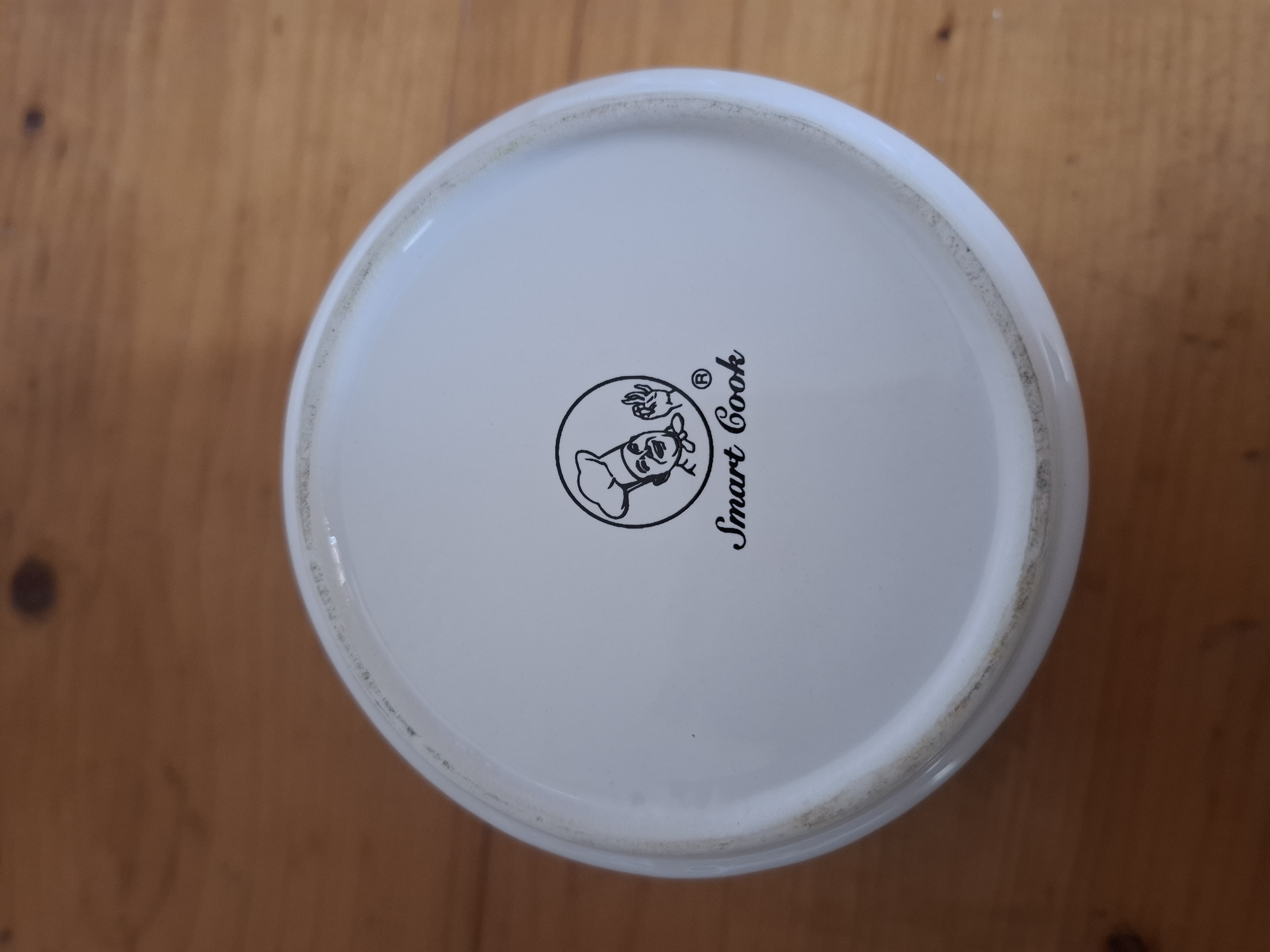 Dóza na vařechy a jiné kuchyňské náčiní 