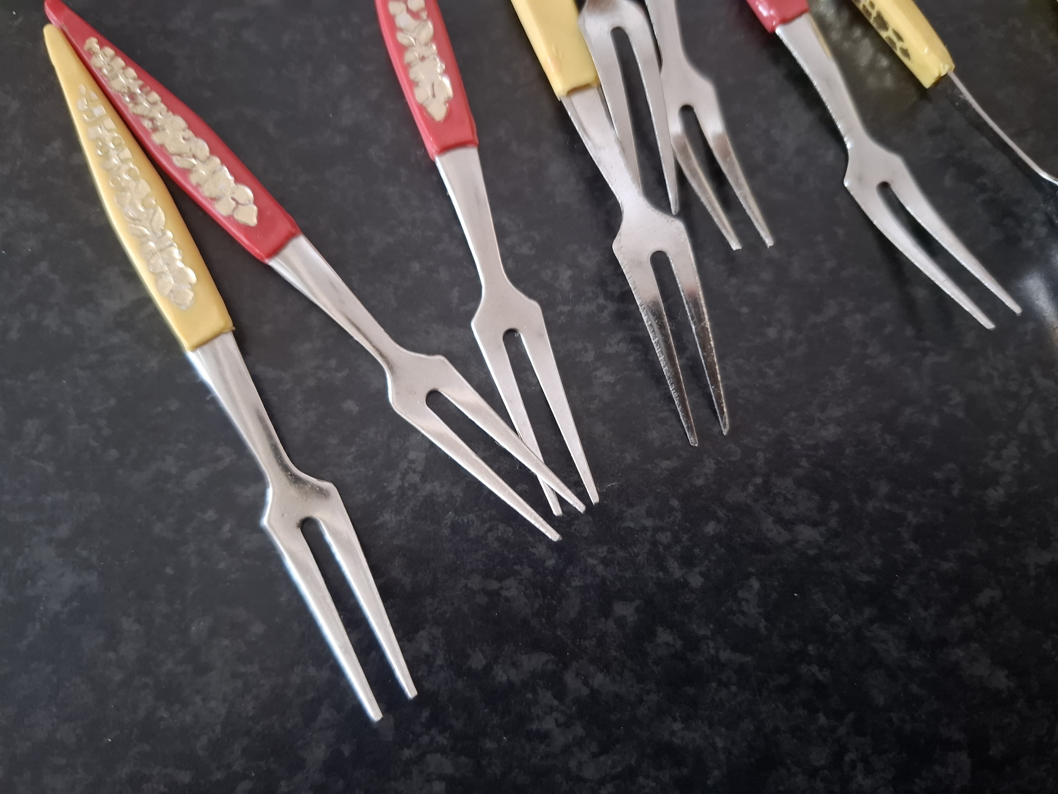 Retro mini dezertní vidličky, 11ks, cena za vše 