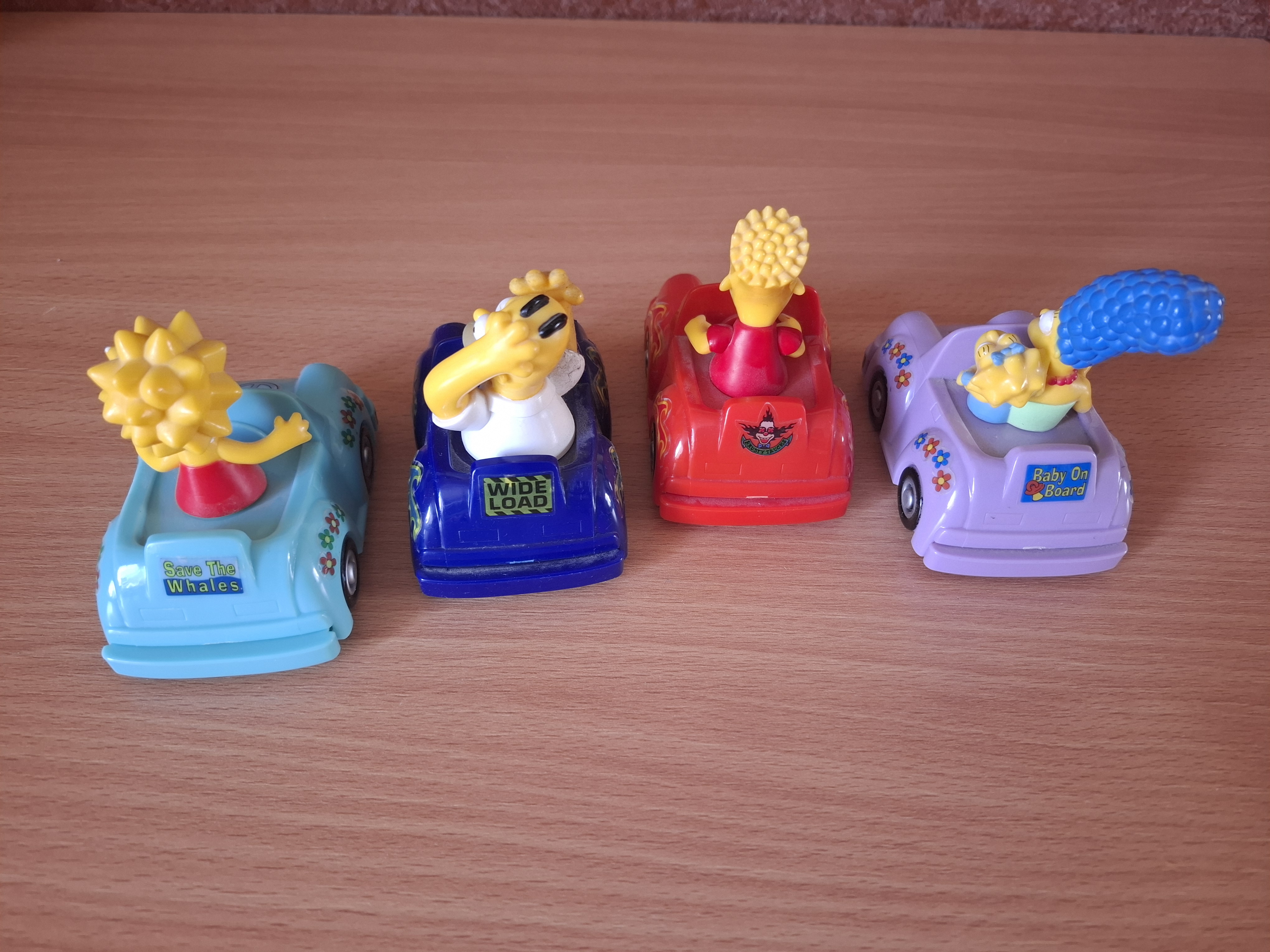 4x auto Simpsons, funkční, cena za vše 