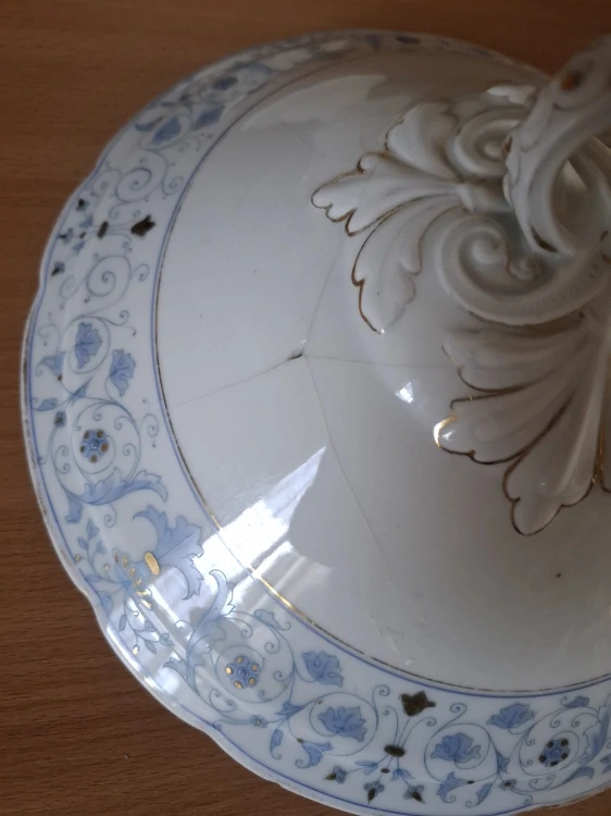 Nádherná starožitná terina, polévková mísa, značeno číslem 