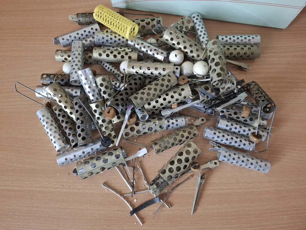 Retro kovové natáčky 