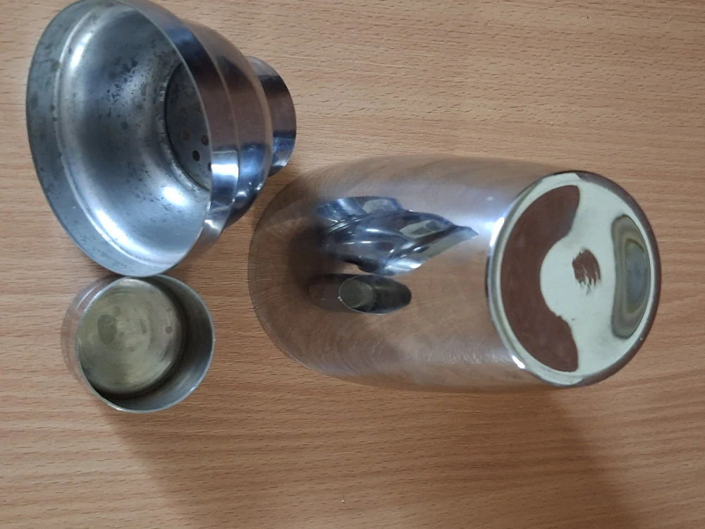 Shaker, šejkr, nerez, výška 22cm
