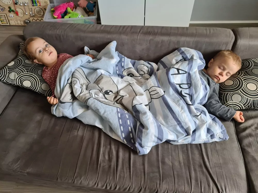 Skleněná figurka, labutě, výška 4 a 7cm