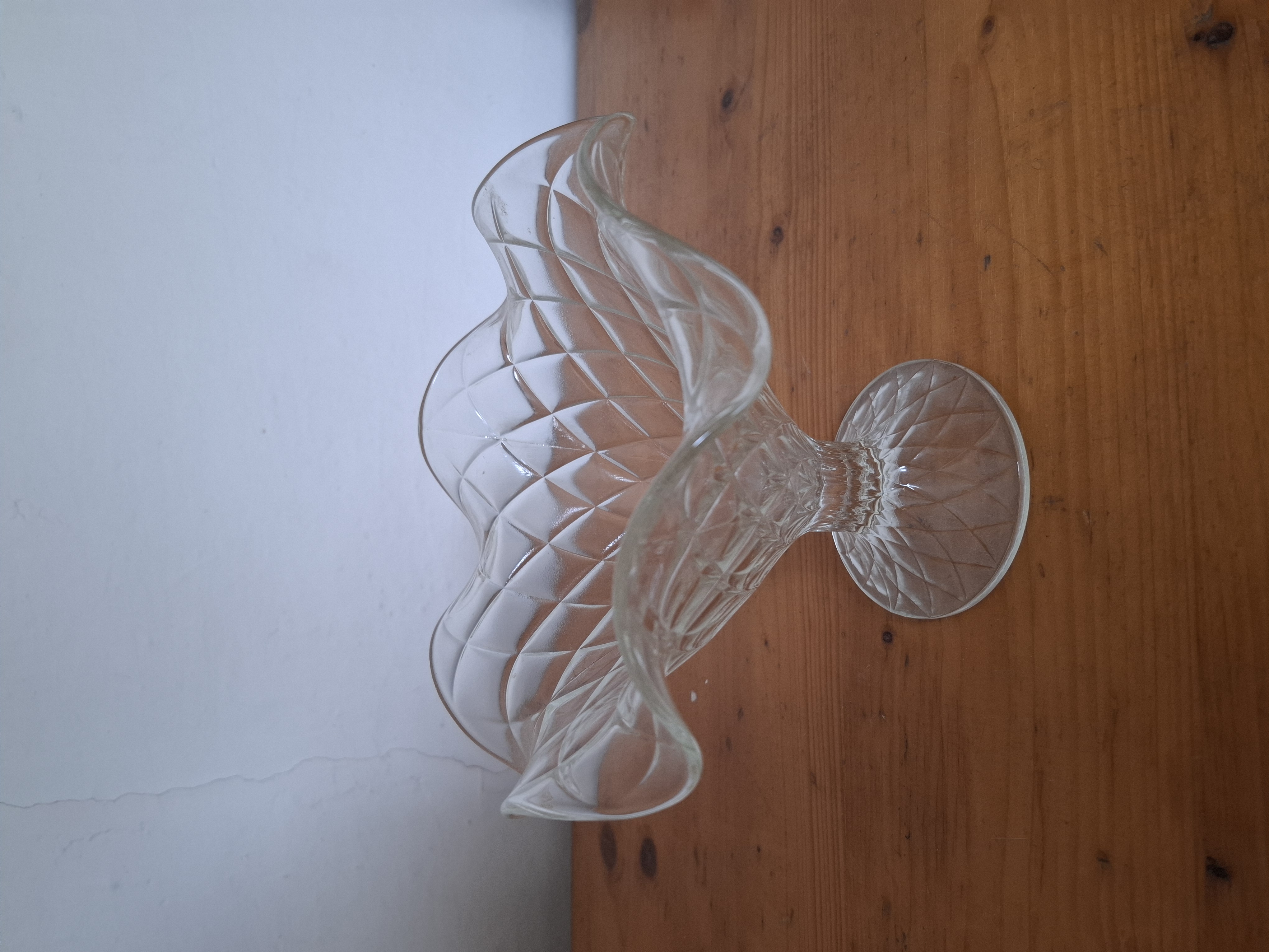 Krásná velká mísa na ovoce, výška 18cm, průměr 20cm 