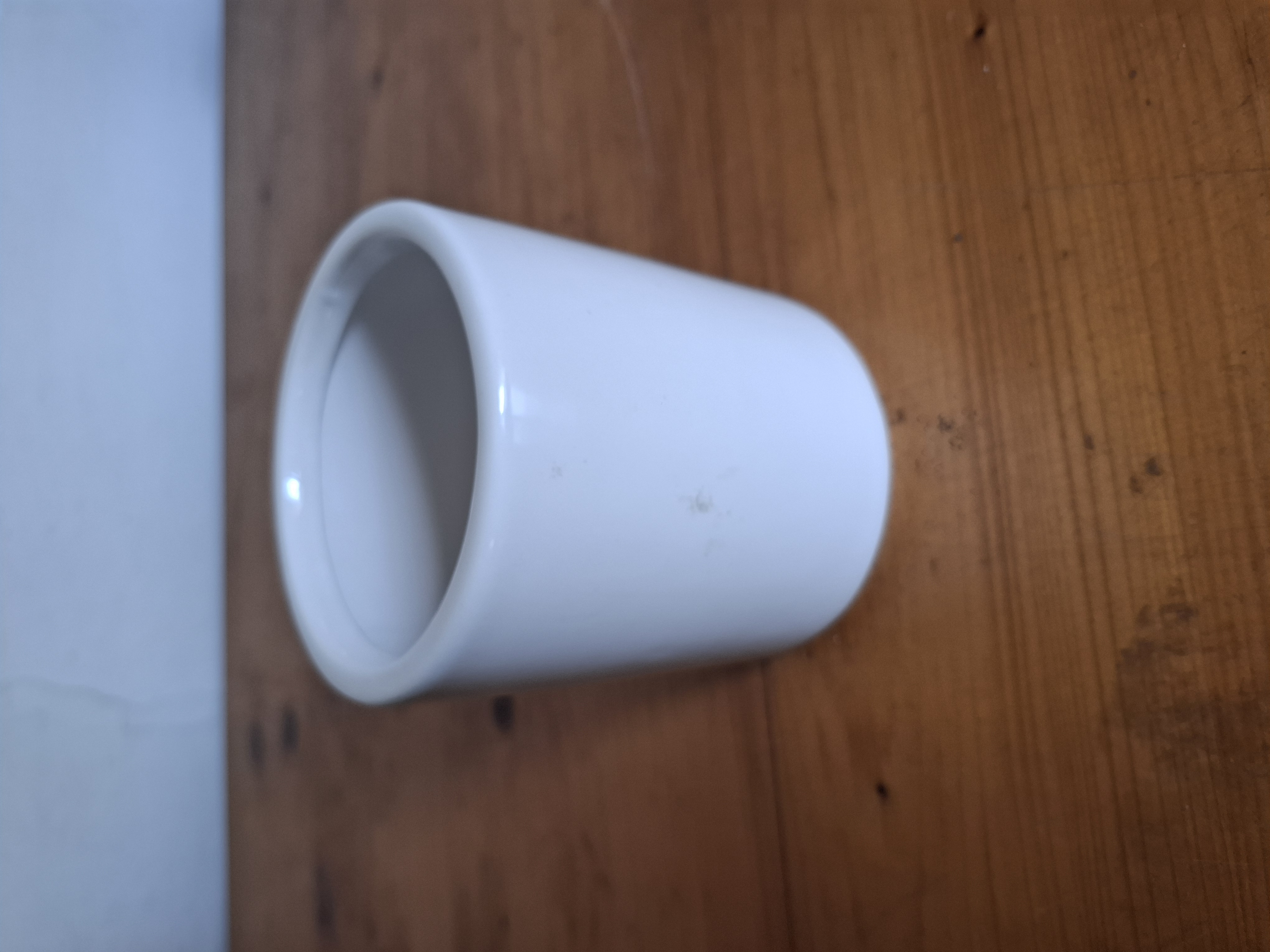 Dóza na vařechy a jiné kuchyňské náčiní 