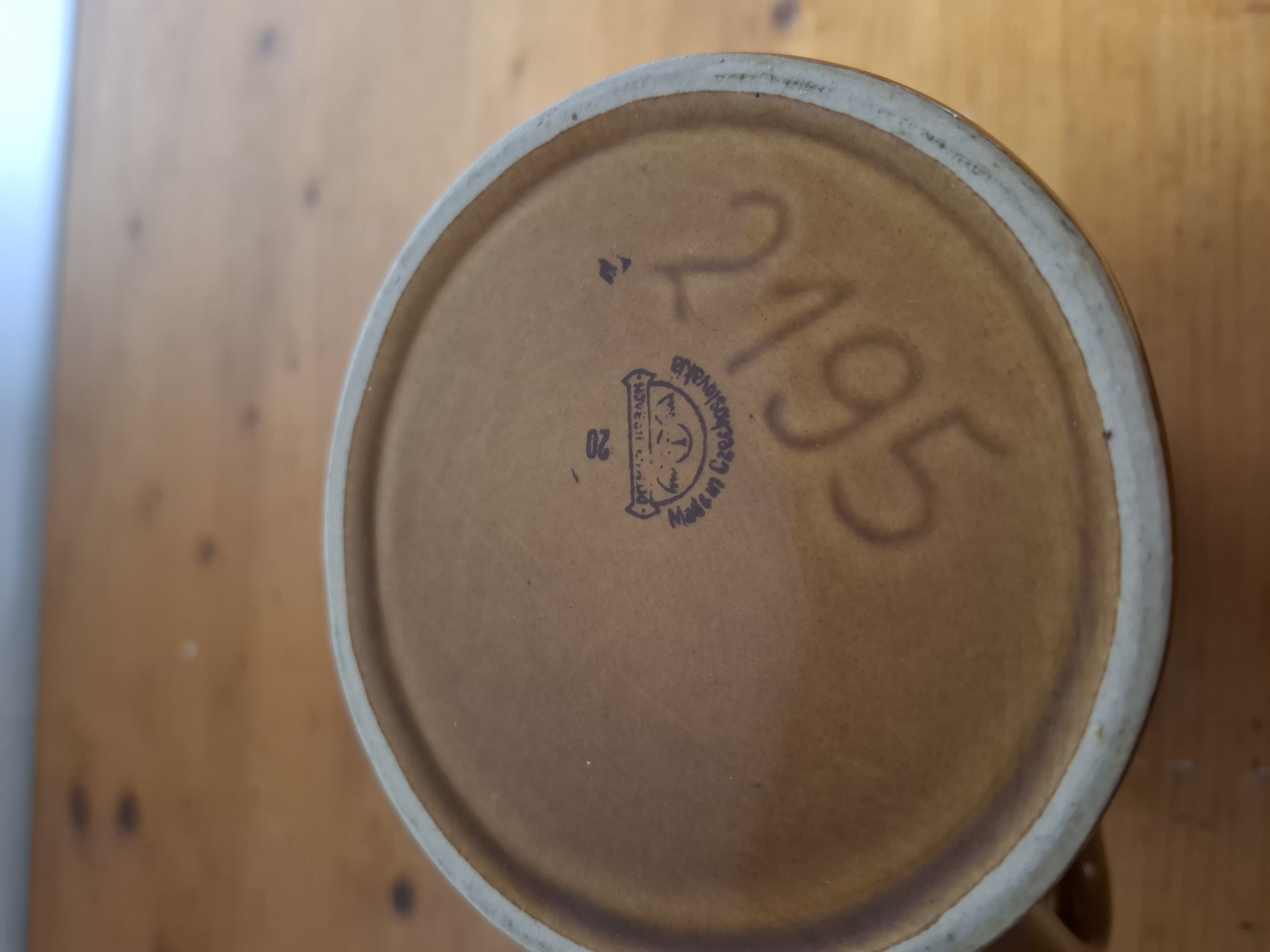 Korbel, pivní, dekor myslivost, medvěd, Ditmar Urbach 