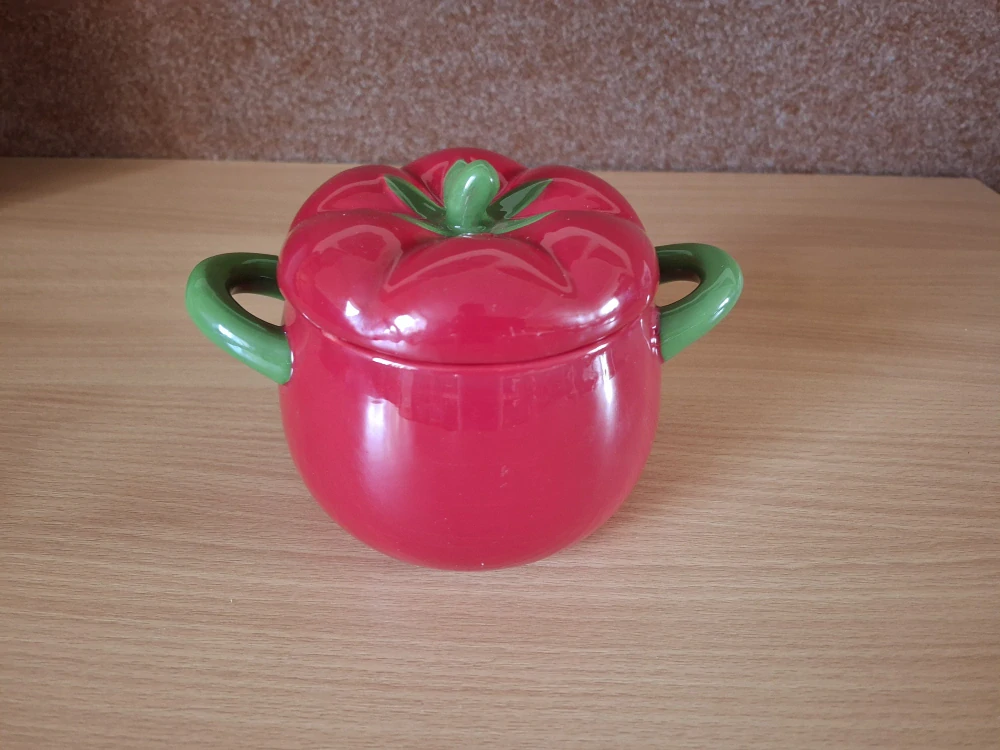 Dóza dvoudílná rajče, výška 13cm, průměr 13cm 