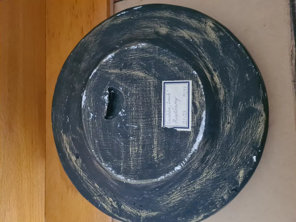 Reliéf Hradčany, k zavěšení, průměr 32,5cm