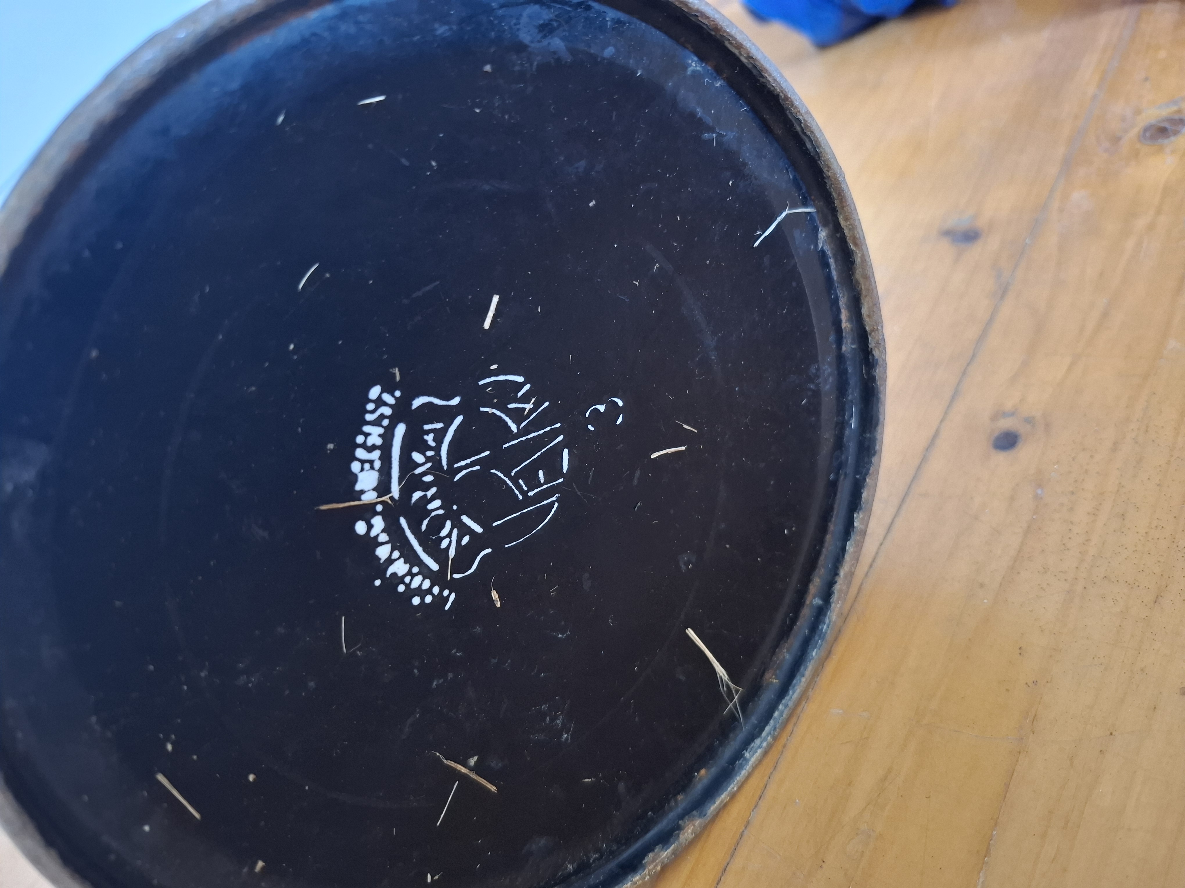 Bandaska, konvička na mléko, černá, smalt, výška 30cm