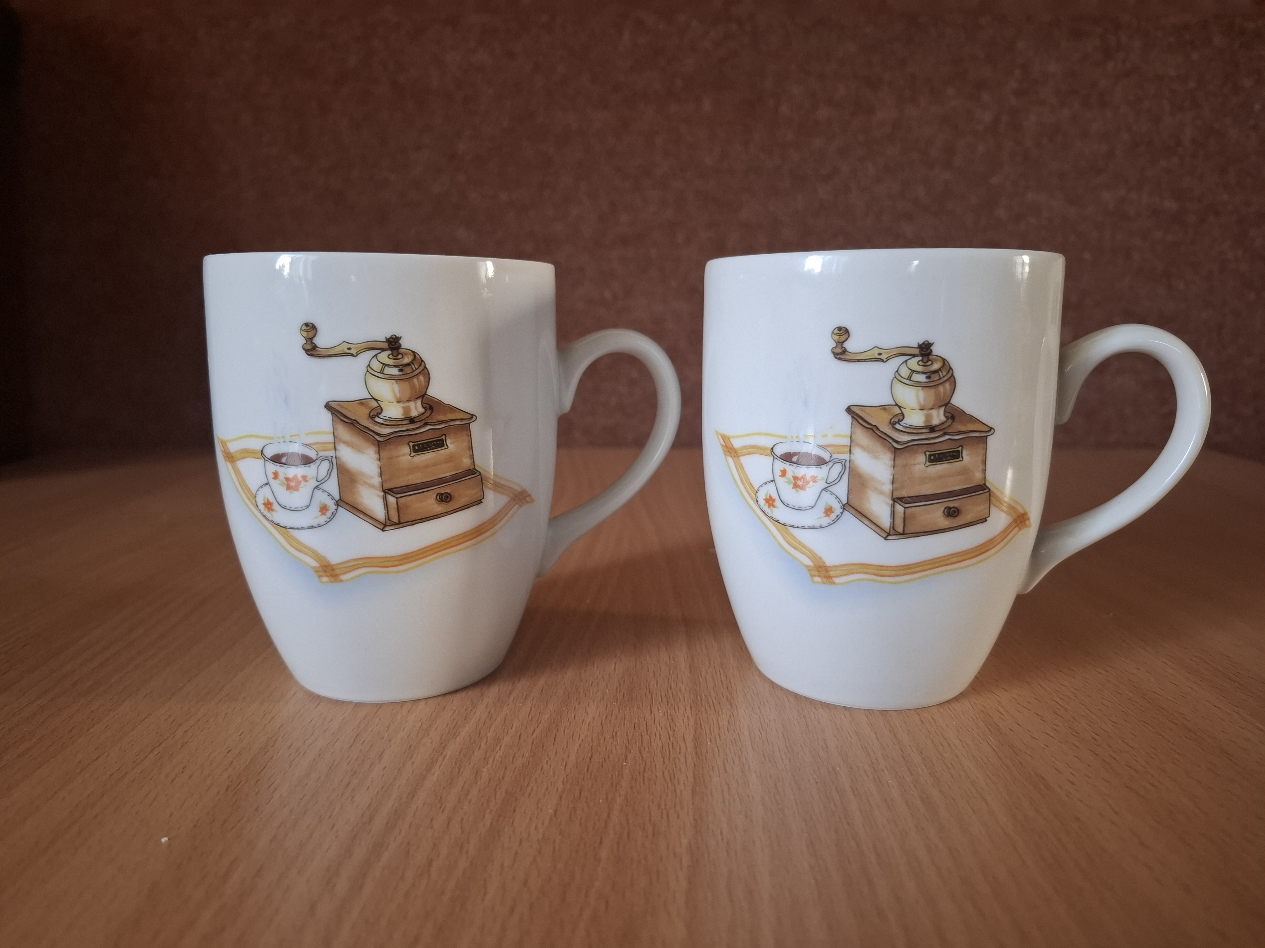 Hrnek, hrníček, 2ks, dekor kafemlýnek, cena za kus, Thun Czech republic 