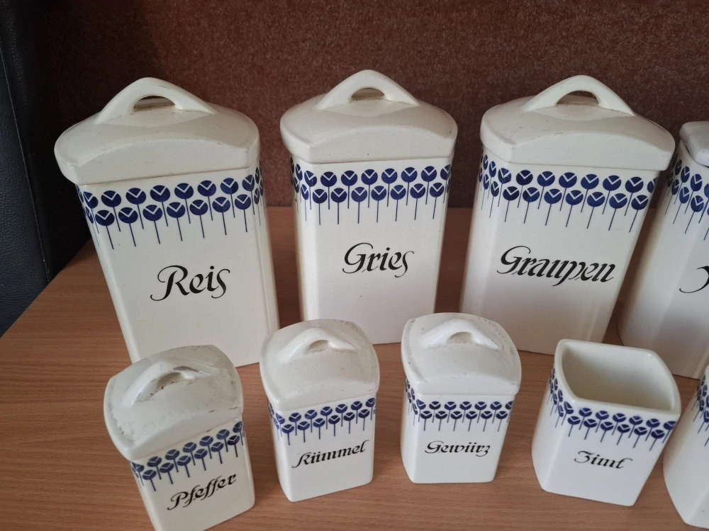 Starožitné kořenky 4+5, cena za vše, zn. Leda