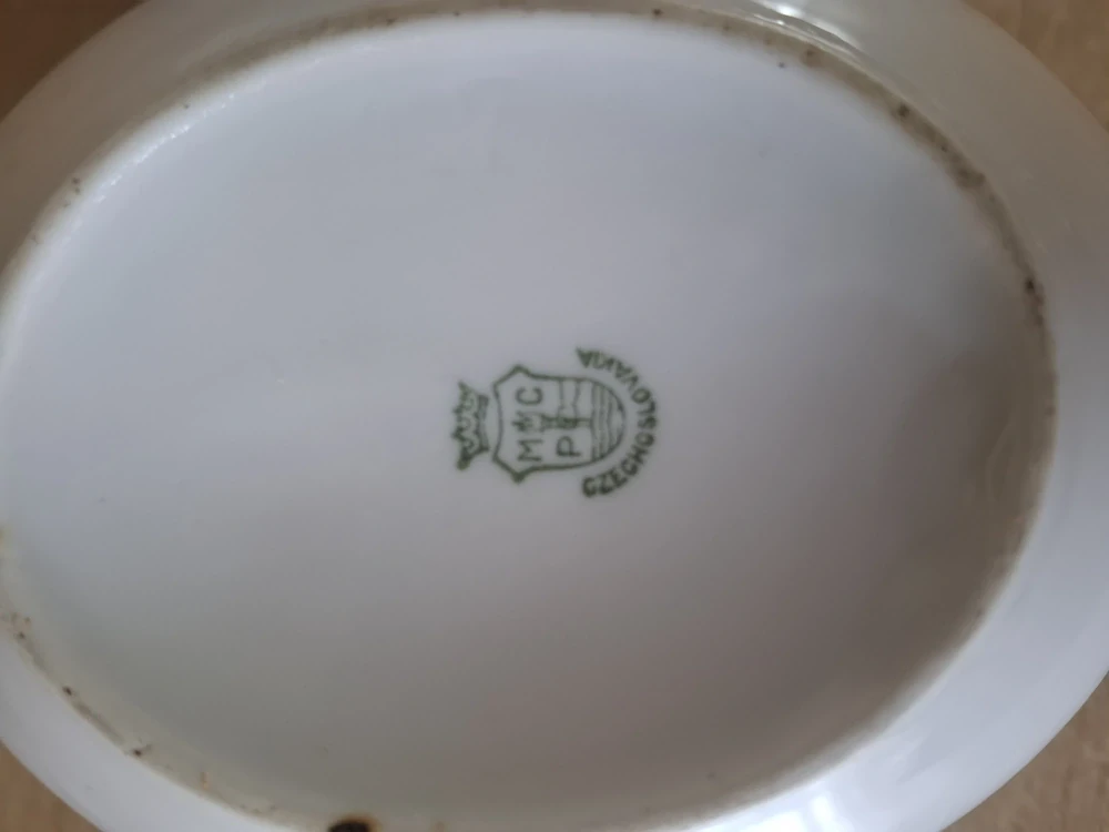 Vintage krásná terina, polévková mísa a omáčník, Božíčany, Czechoslovakia